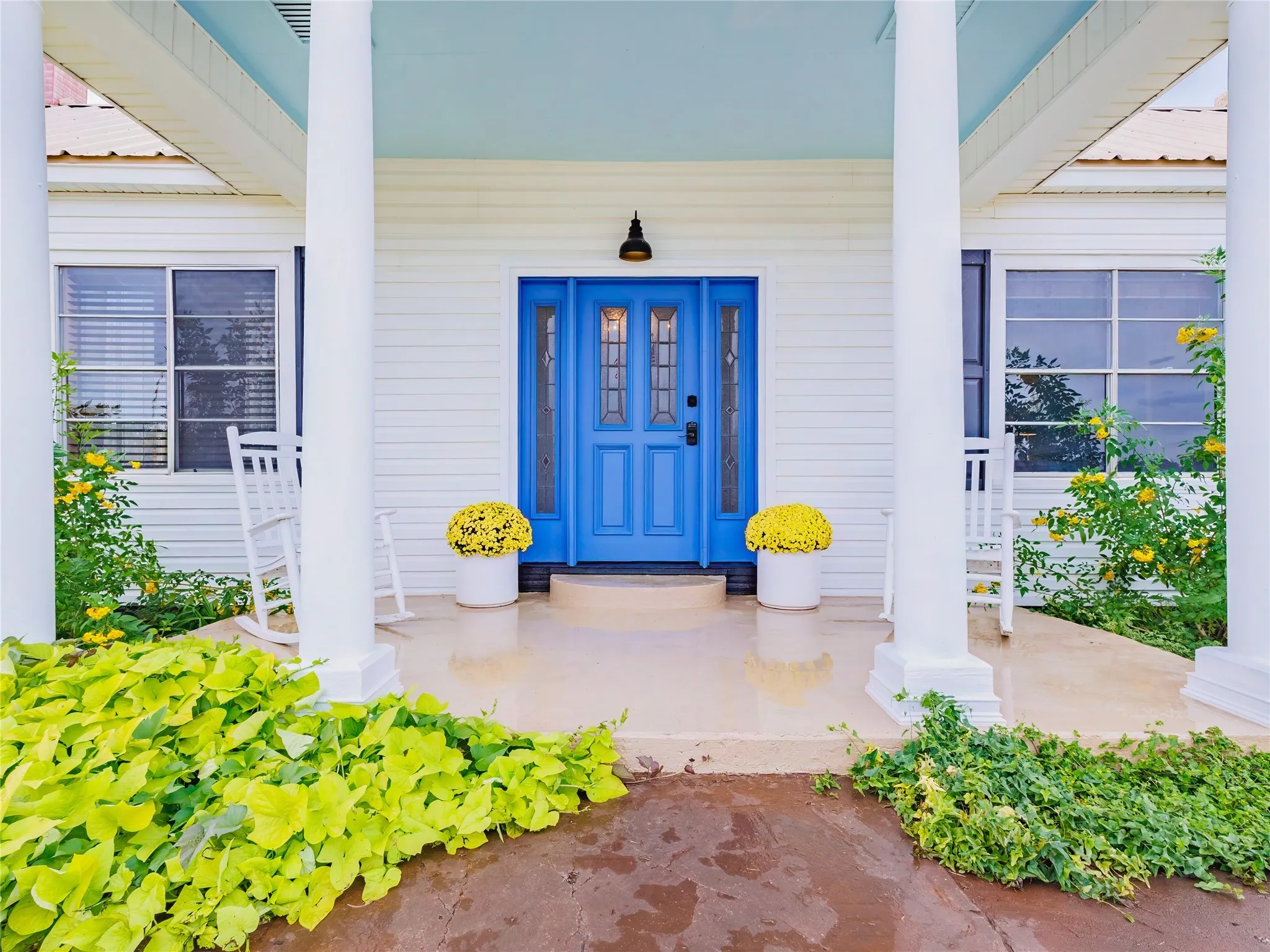 Single Family Residence For Sale in Mills County , 247 Fm 1029 N, Mullin, Texas 76864, 4 Bedroom, 2 Bathroom, 2 Garage spaces, 1,816 Sqft, built in 1890, mls#21075857, Real Estate Agent in Mullin, Homes For Sale in Mills county, Homes For Sale in Mullin, Realtor in Mullin Texas, Real Estate Brokerage Independent Realty Texas, Luminita Cordes Realtor
