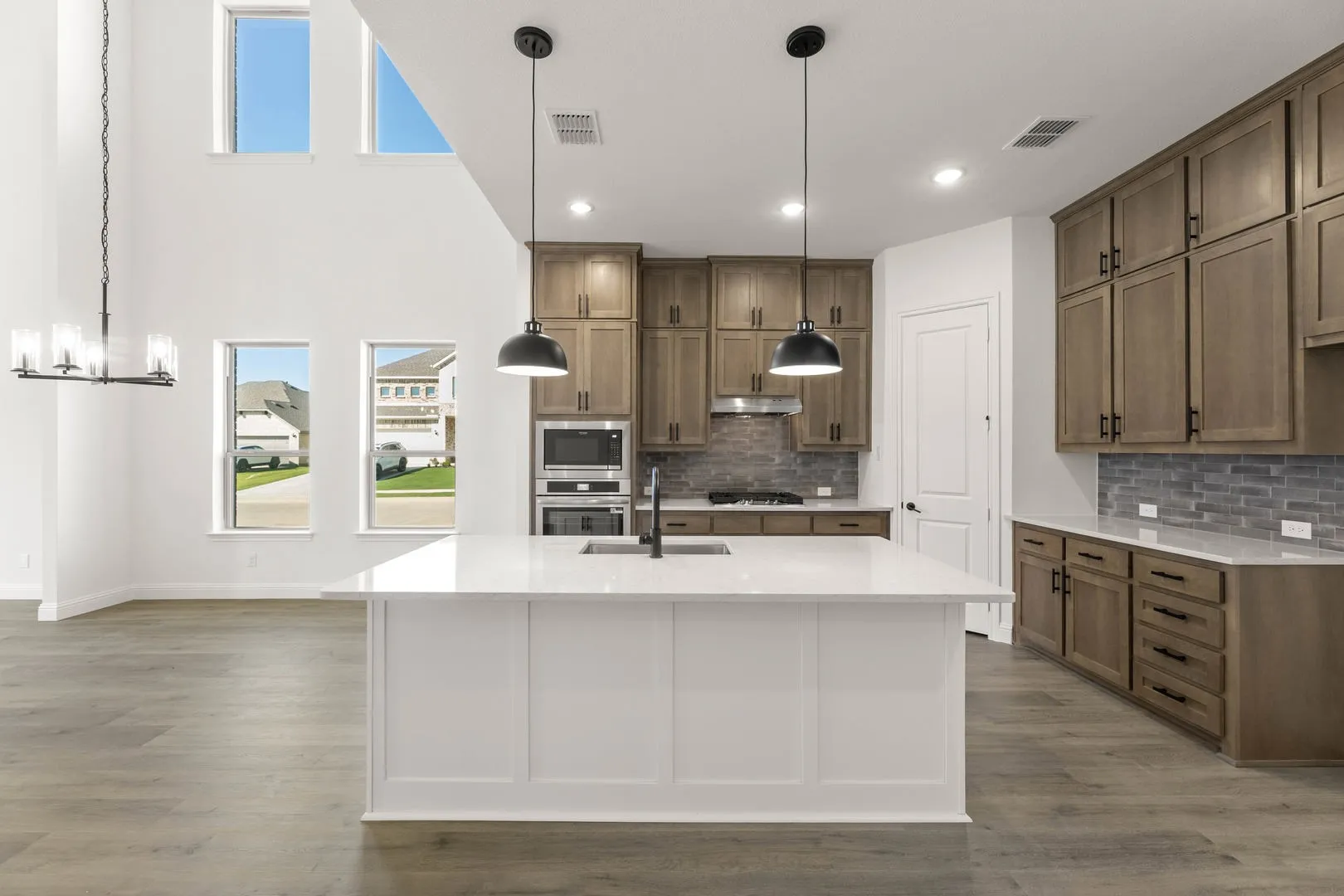 1041 Moss Grove-Kitchen-1