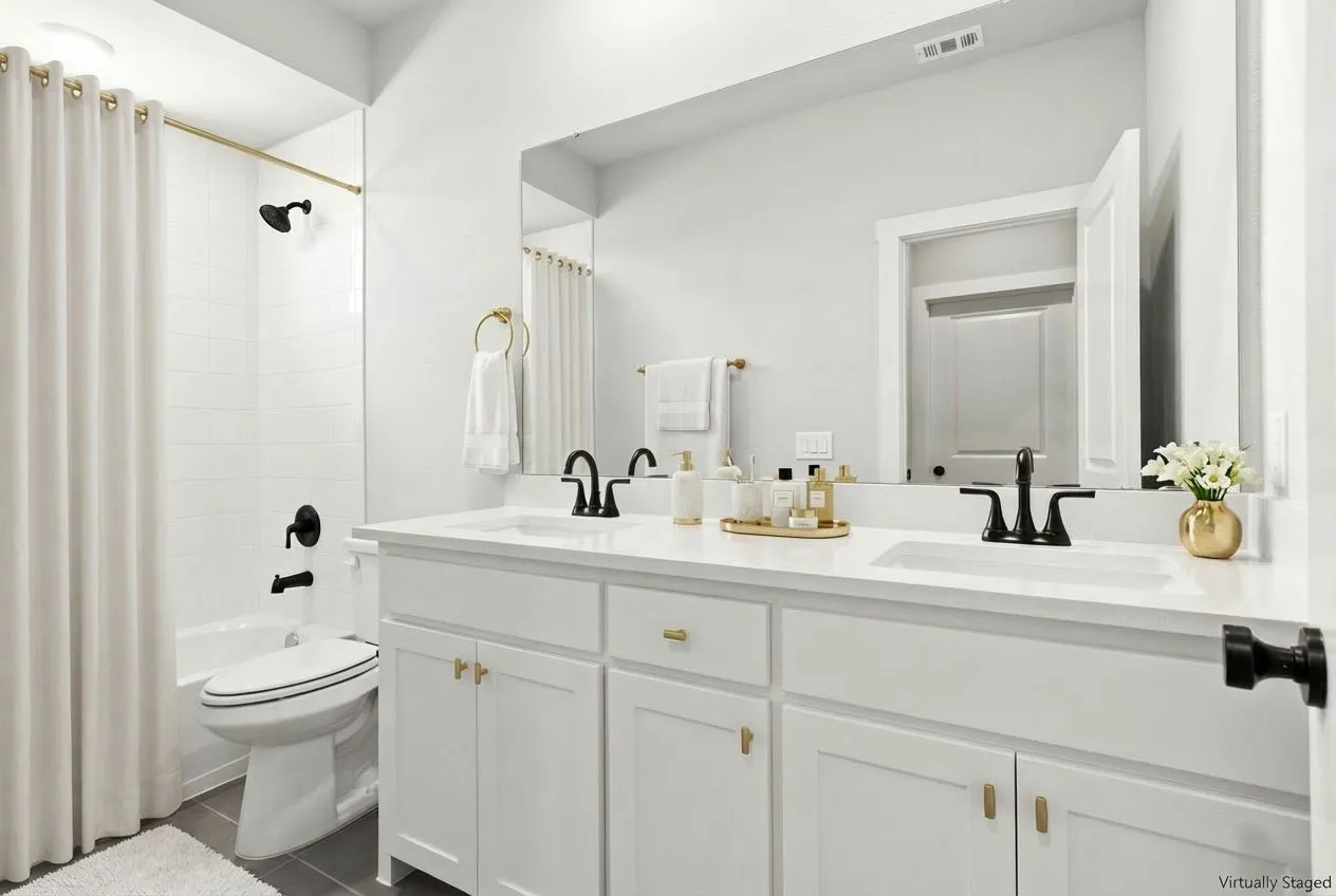 2020 Aldrich Mews bath 2 Catalpa (9)