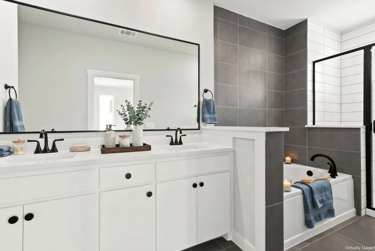 2020 Aldrich Mews primary bath Catalpa (5)