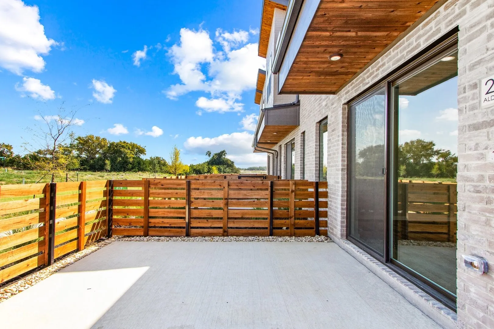 004-2020AldrichRoad-Celina-TX-75009-Patio.jpg-SMALL