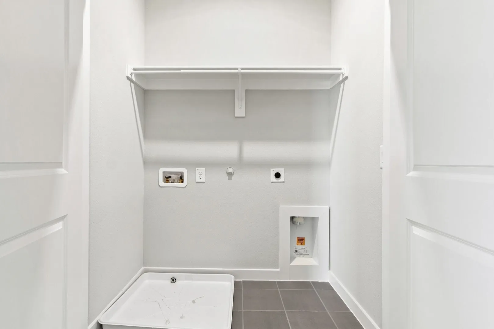 030-2020AldrichRoad-Celina-TX-75009-Laundry.jpg-SMALL