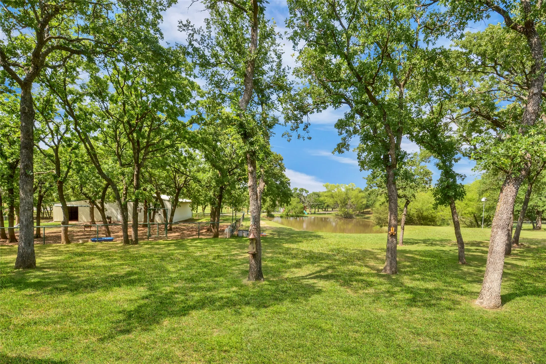 Single Family Residence For Sale in Denton County , 6565 Rockridge, Aubrey, Texas 76227, 4 Bedroom, 6 Bathroom, 3 Garage spaces, 6,595 Sqft, built in 2010, mls#21076939, Real Estate Agent in Aubrey, Homes For Sale in Denton county, Homes For Sale in Aubrey, Realtor in Aubrey Texas, Real Estate Brokerage Independent Realty Texas, Luminita Cordes Realtor