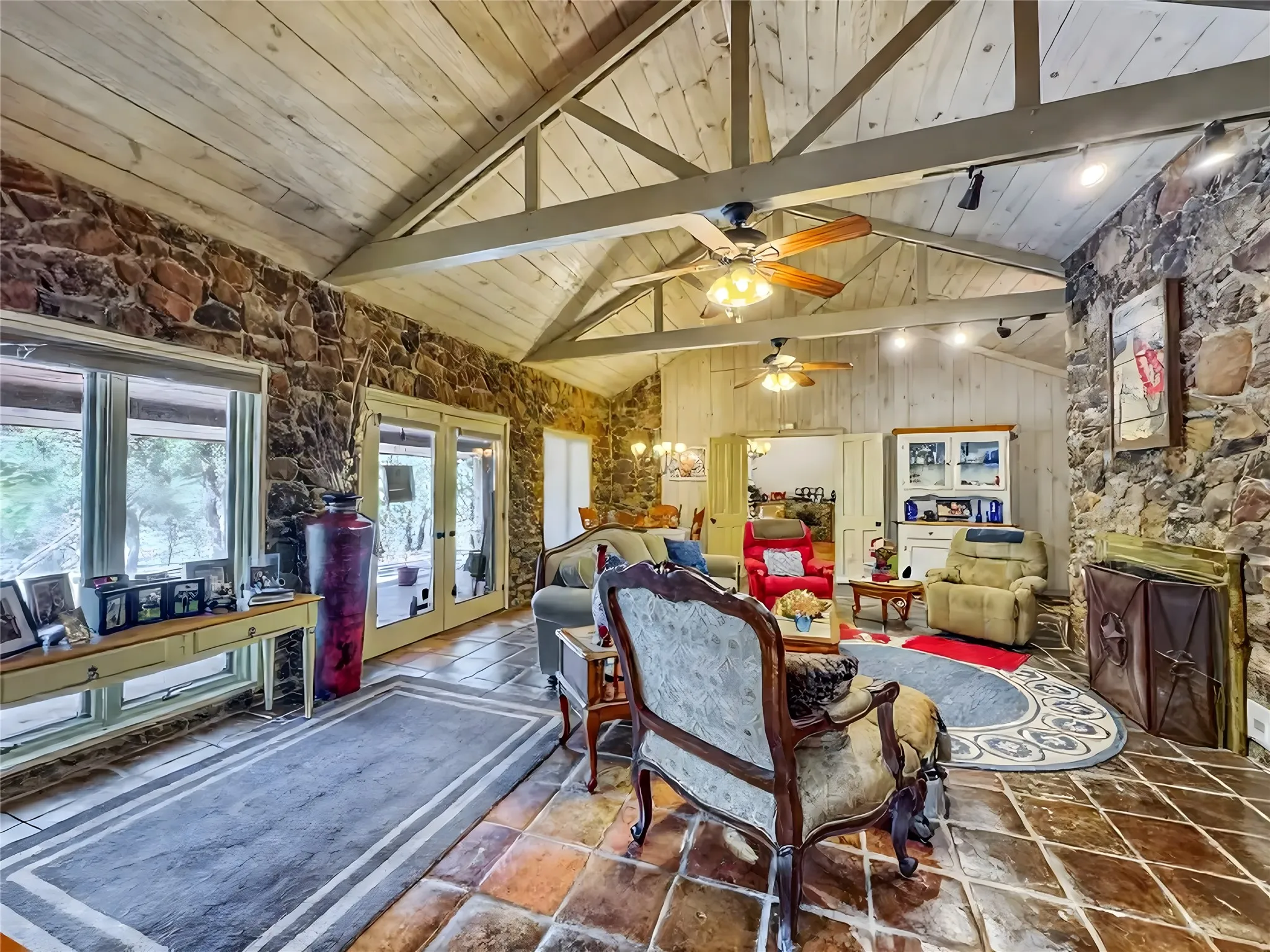 Single Family Residence For Sale in Denton County , 6565 Rockridge, Aubrey, Texas 76227, 4 Bedroom, 6 Bathroom, 3 Garage spaces, 6,595 Sqft, built in 2010, mls#21076939, Real Estate Agent in Aubrey, Homes For Sale in Denton county, Homes For Sale in Aubrey, Realtor in Aubrey Texas, Real Estate Brokerage Independent Realty Texas, Luminita Cordes Realtor