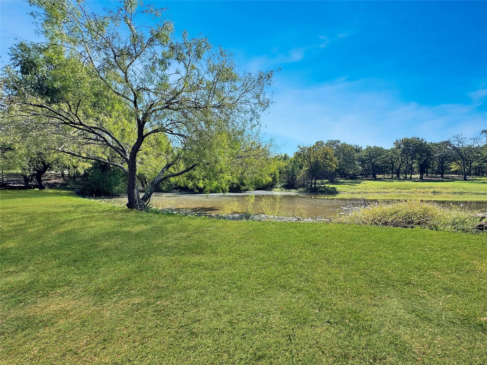 Single Family Residence For Sale in Denton County , 6565 Rockridge, Aubrey, Texas 76227, 4 Bedroom, 6 Bathroom, 3 Garage spaces, 6,595 Sqft, built in 2010, mls#21076939, Real Estate Agent in Aubrey, Homes For Sale in Denton county, Homes For Sale in Aubrey, Realtor in Aubrey Texas, Real Estate Brokerage Independent Realty Texas, Luminita Cordes Realtor