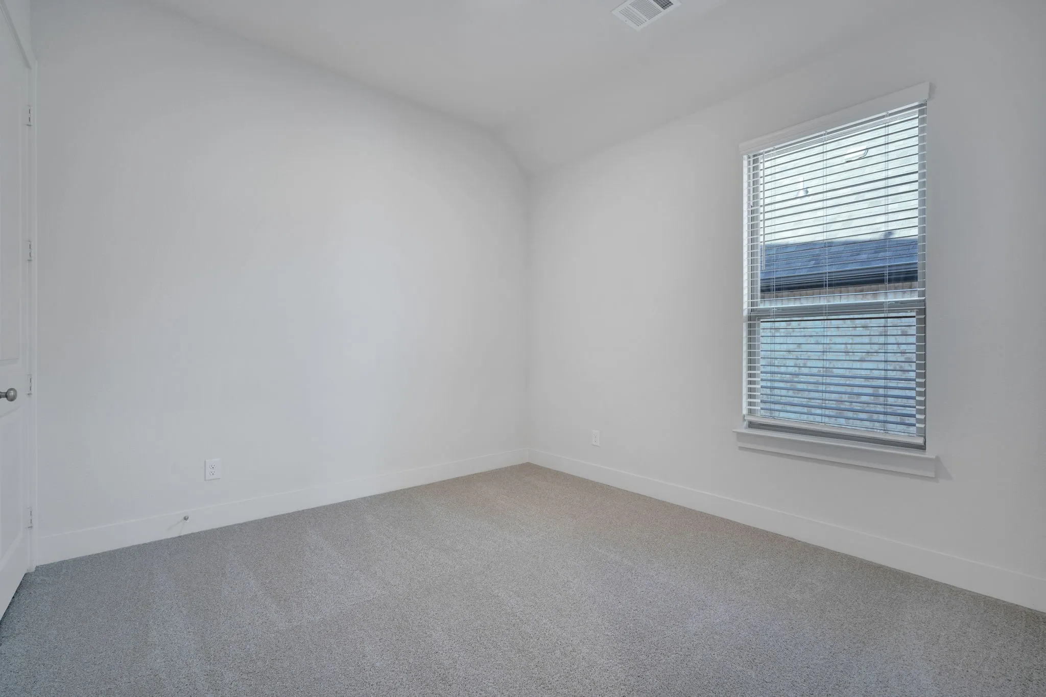 Single Family Residence For Sale in Ellis County , 4308 Laurel Trail, Midlothian, Texas 76065, 4 Bedroom, 3 Bathroom, 2 Garage spaces, 2,521 Sqft, built in 2026, New Construction - Complete, mls#21078113, Real Estate Agent in Midlothian, Homes For Sale in Ellis county, Homes For Sale in Midlothian, Realtor in Midlothian Texas, Real Estate Brokerage Independent Realty Texas, Luminita Cordes Realtor