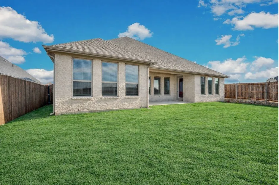 Single Family Residence For Sale in Ellis County , 4308 Laurel Trail, Midlothian, Texas 76065, 4 Bedroom, 3 Bathroom, 2 Garage spaces, 2,521 Sqft, built in 2026, New Construction - Complete, mls#21078113, Real Estate Agent in Midlothian, Homes For Sale in Ellis county, Homes For Sale in Midlothian, Realtor in Midlothian Texas, Real Estate Brokerage Independent Realty Texas, Luminita Cordes Realtor