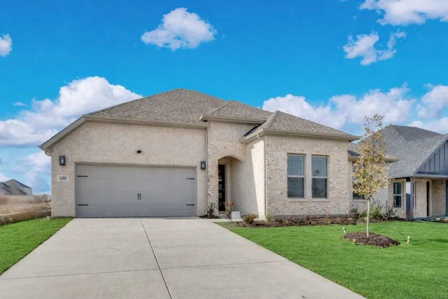 Single Family Residence For Sale in Ellis County , 4308 Laurel Trail, Midlothian, Texas 76065, 4 Bedroom, 3 Bathroom, 2 Garage spaces, 2,521 Sqft, built in 2026, New Construction - Complete, mls#21078113, Real Estate Agent in Midlothian, Homes For Sale in Ellis county, Homes For Sale in Midlothian, Realtor in Midlothian Texas, Real Estate Brokerage Independent Realty Texas, Luminita Cordes Realtor