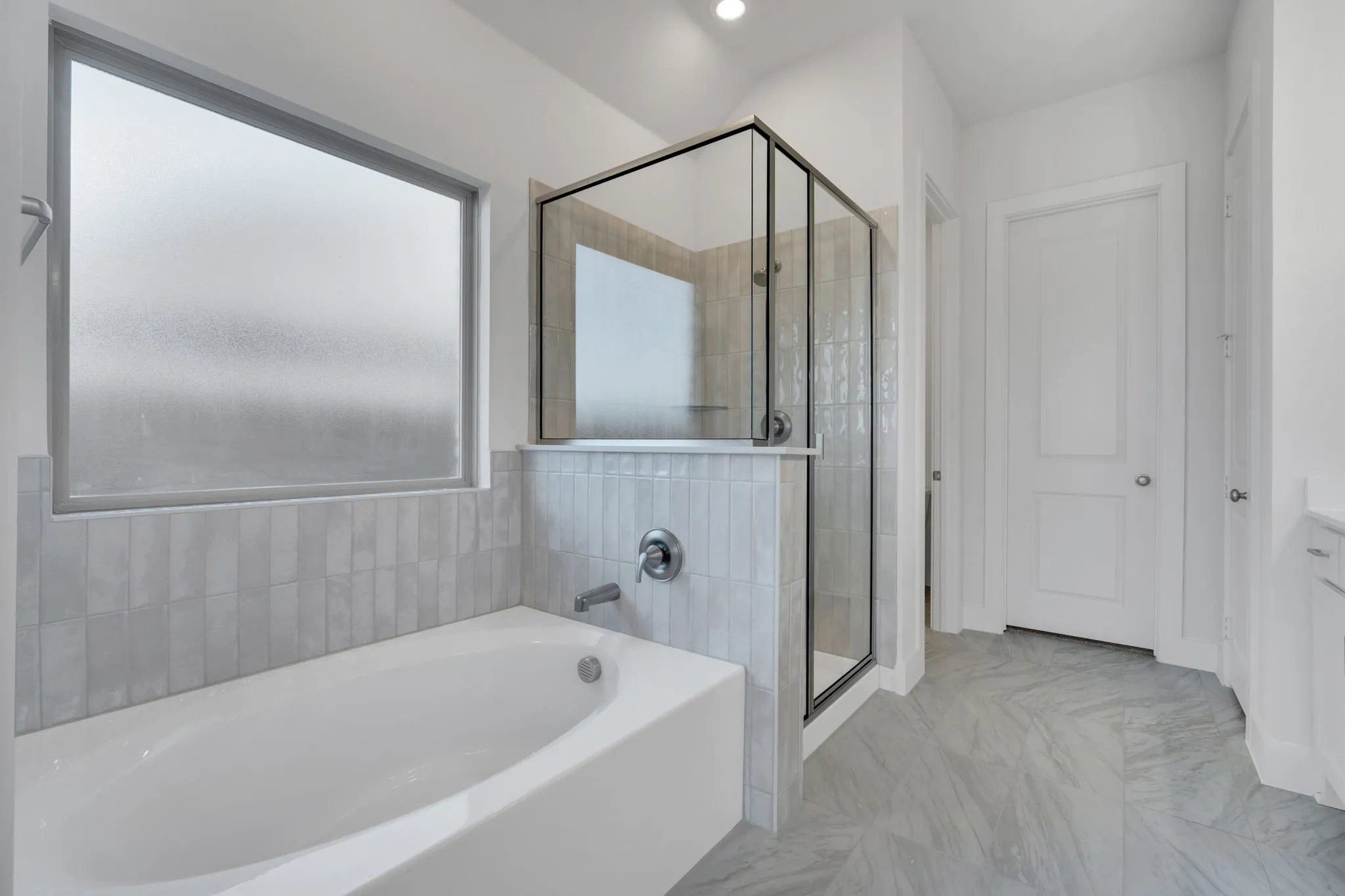 Single Family Residence For Sale in Ellis County , 4308 Laurel Trail, Midlothian, Texas 76065, 4 Bedroom, 3 Bathroom, 2 Garage spaces, 2,521 Sqft, built in 2026, New Construction - Complete, mls#21078113, Real Estate Agent in Midlothian, Homes For Sale in Ellis county, Homes For Sale in Midlothian, Realtor in Midlothian Texas, Real Estate Brokerage Independent Realty Texas, Luminita Cordes Realtor