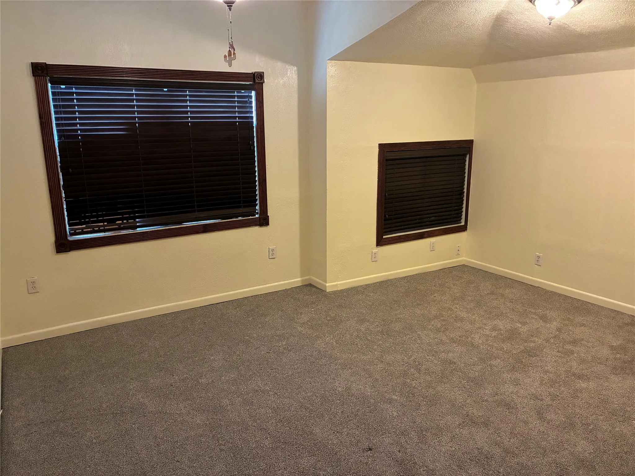 Single Family Residence For Sale in Parker County , 106 S Houston Street, Millsap, Texas 76066, 3 Bedroom, 1 Bathroom, 1 Garage spaces, 1,169 Sqft, built in 0, mls#21078128, Real Estate Agent in Millsap, Homes For Sale in Parker county, Homes For Sale in Millsap, Realtor in Millsap Texas, Real Estate Brokerage Independent Realty Texas, Luminita Cordes Realtor