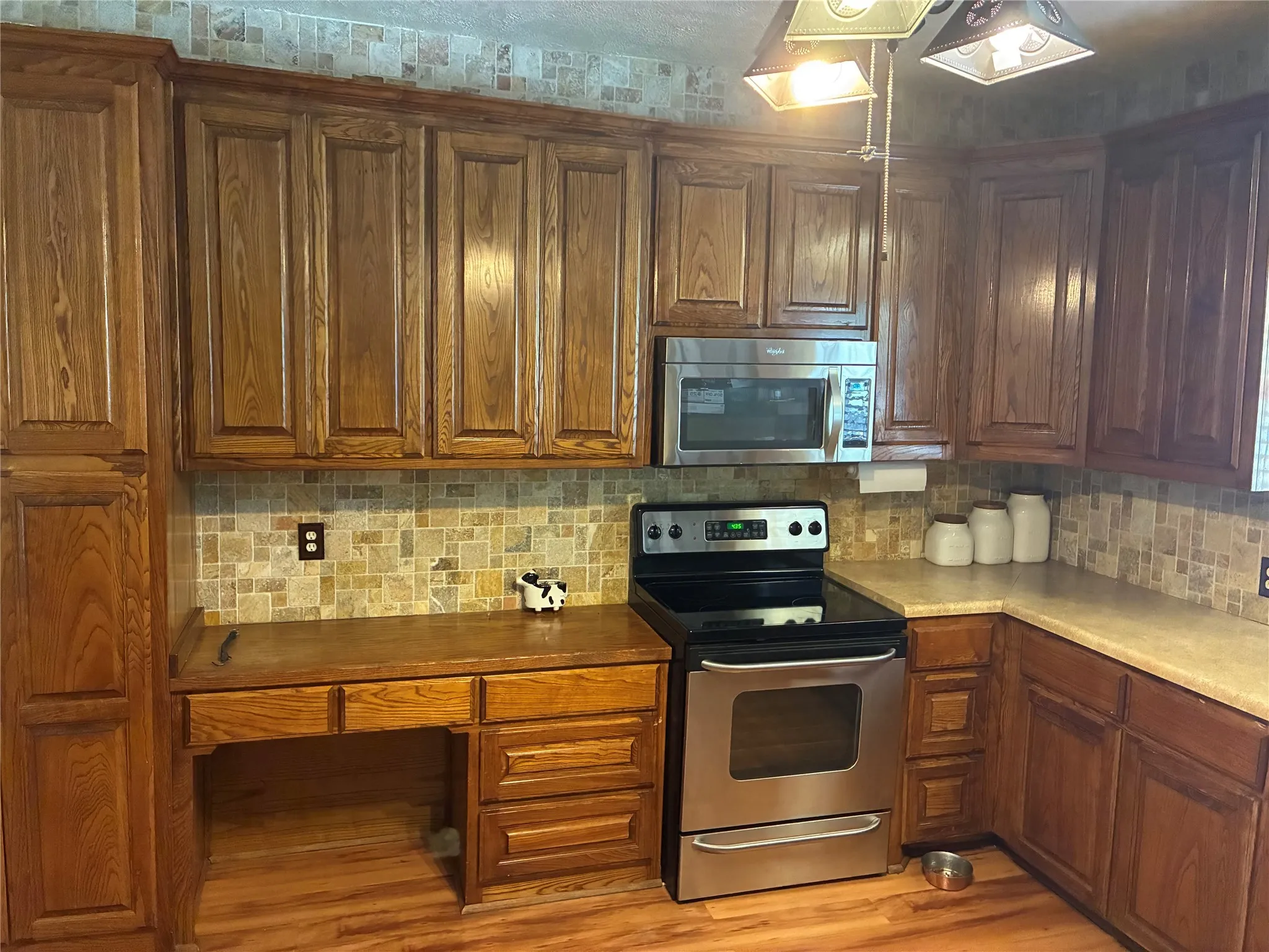 Single Family Residence For Sale in Parker County , 106 S Houston Street, Millsap, Texas 76066, 3 Bedroom, 1 Bathroom, 1 Garage spaces, 1,169 Sqft, built in 0, mls#21078128, Real Estate Agent in Millsap, Homes For Sale in Parker county, Homes For Sale in Millsap, Realtor in Millsap Texas, Real Estate Brokerage Independent Realty Texas, Luminita Cordes Realtor