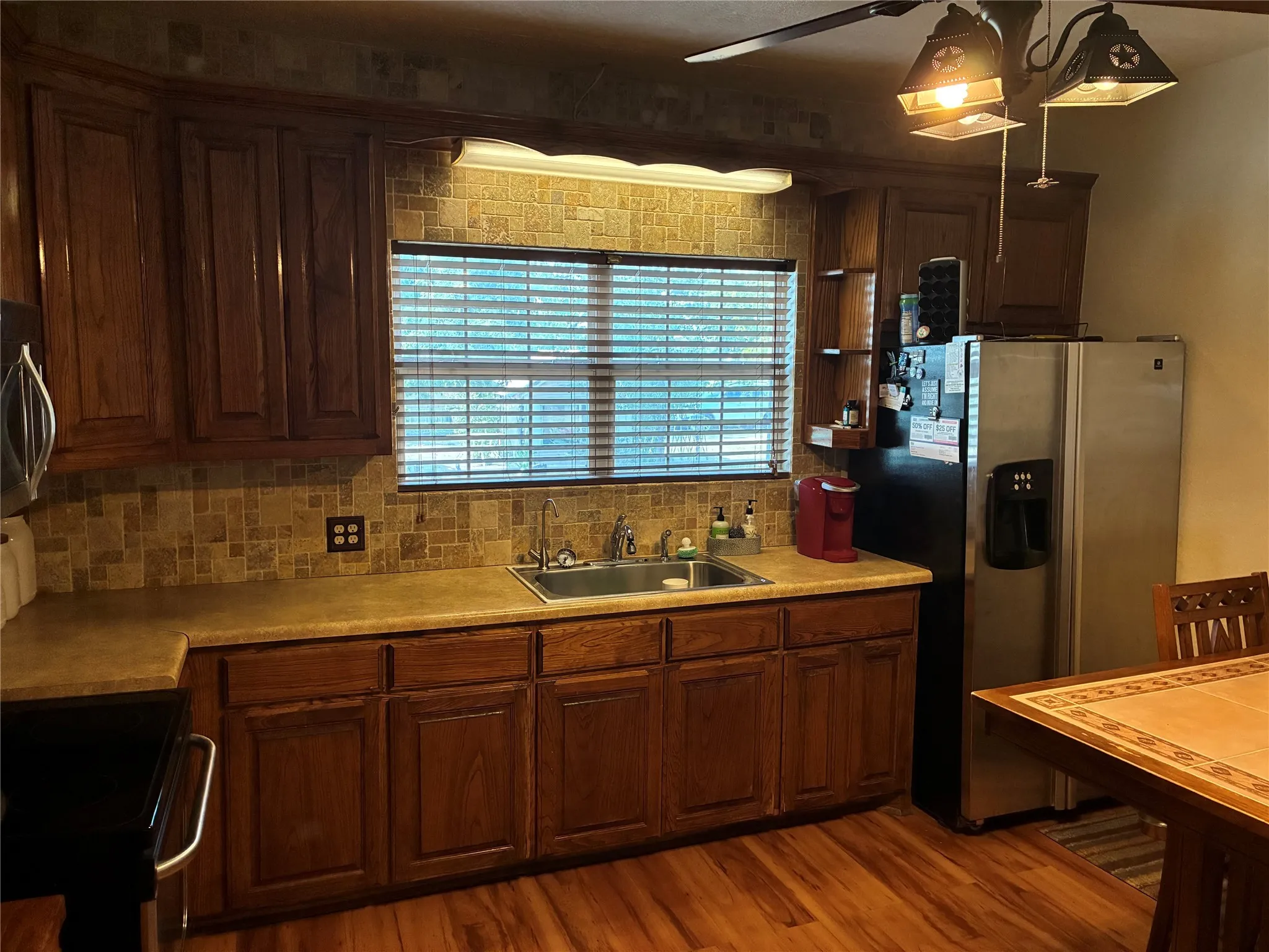 Single Family Residence For Sale in Parker County , 106 S Houston Street, Millsap, Texas 76066, 3 Bedroom, 1 Bathroom, 1 Garage spaces, 1,169 Sqft, built in 0, mls#21078128, Real Estate Agent in Millsap, Homes For Sale in Parker county, Homes For Sale in Millsap, Realtor in Millsap Texas, Real Estate Brokerage Independent Realty Texas, Luminita Cordes Realtor
