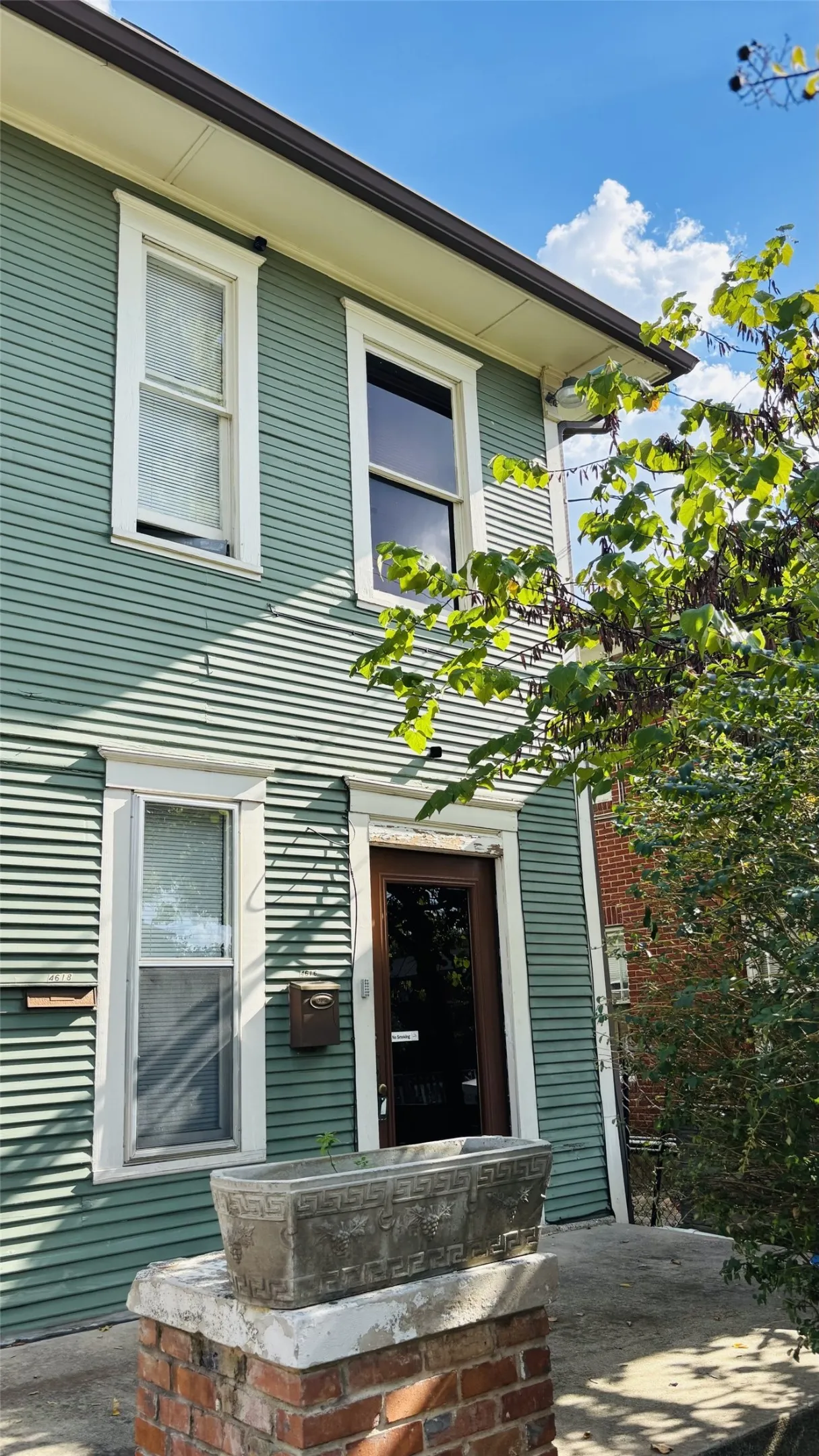 Entrance to property