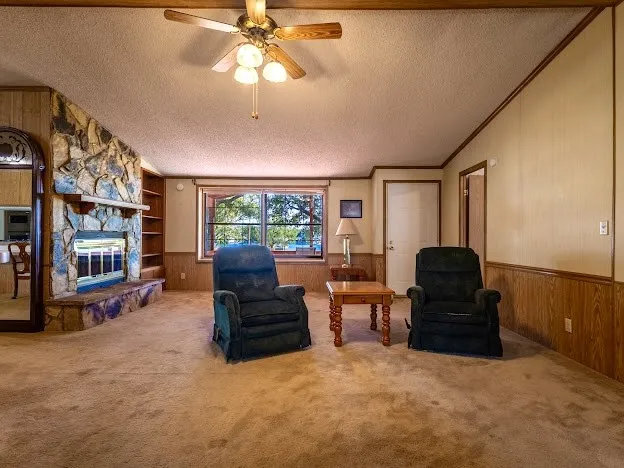 Open Concept Floor Plan with Wonderful Lake Views.