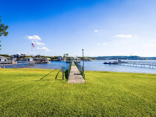 Single Family Residence For Sale in Palo Pinto County , 4713 Fox Hollow Road, Possum Kingdom Lake, Texas 76450, 3 Bedroom, 2 Bathroom, 3 Garage spaces, 1,680 Sqft, built in 1985, mls#21075472, Real Estate Agent in Possum Kingdom Lake, Homes For Sale in Palo Pinto county, Homes For Sale in Possum Kingdom Lake, Realtor in Possum Kingdom Lake Texas, Real Estate Brokerage Independent Realty Texas, Luminita Cordes Realtor