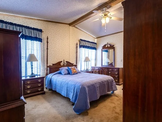 Single Family Residence For Sale in Palo Pinto County , 4713 Fox Hollow Road, Possum Kingdom Lake, Texas 76450, 3 Bedroom, 2 Bathroom, 3 Garage spaces, 1,680 Sqft, built in 1985, mls#21075472, Real Estate Agent in Possum Kingdom Lake, Homes For Sale in Palo Pinto county, Homes For Sale in Possum Kingdom Lake, Realtor in Possum Kingdom Lake Texas, Real Estate Brokerage Independent Realty Texas, Luminita Cordes Realtor