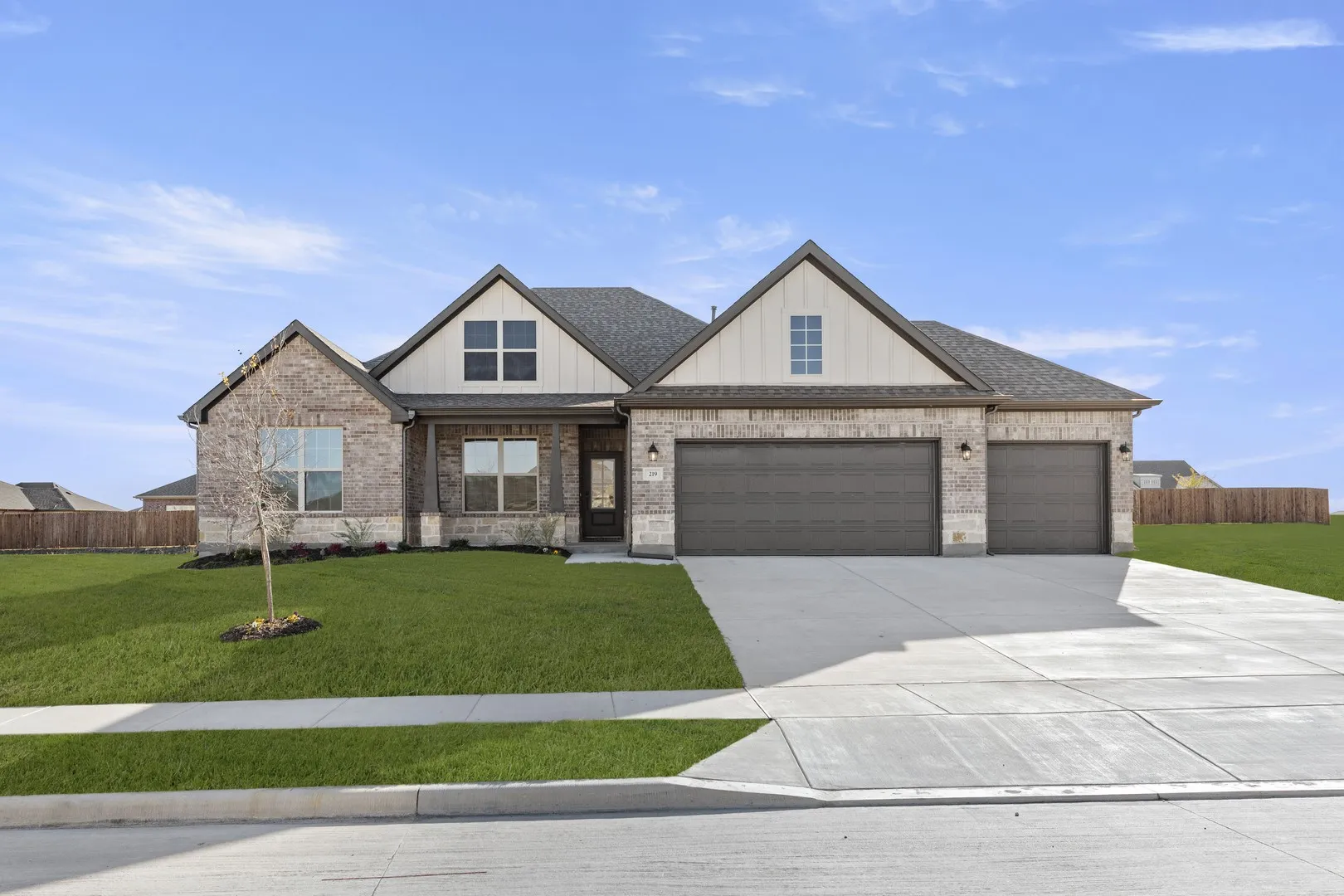 Single Family Residence For Sale in Collin County , 219 Saddletree Drive, Nevada, Texas 75173, 3 Bedroom, 3 Bathroom, 3 Garage spaces, 2,200 Sqft, built in 2025, New Construction - Complete, mls#21079049, Real Estate Agent in Nevada, Homes For Sale in Collin county, Homes For Sale in Nevada, Realtor in Nevada Texas, Real Estate Brokerage Independent Realty Texas, Luminita Cordes Realtor