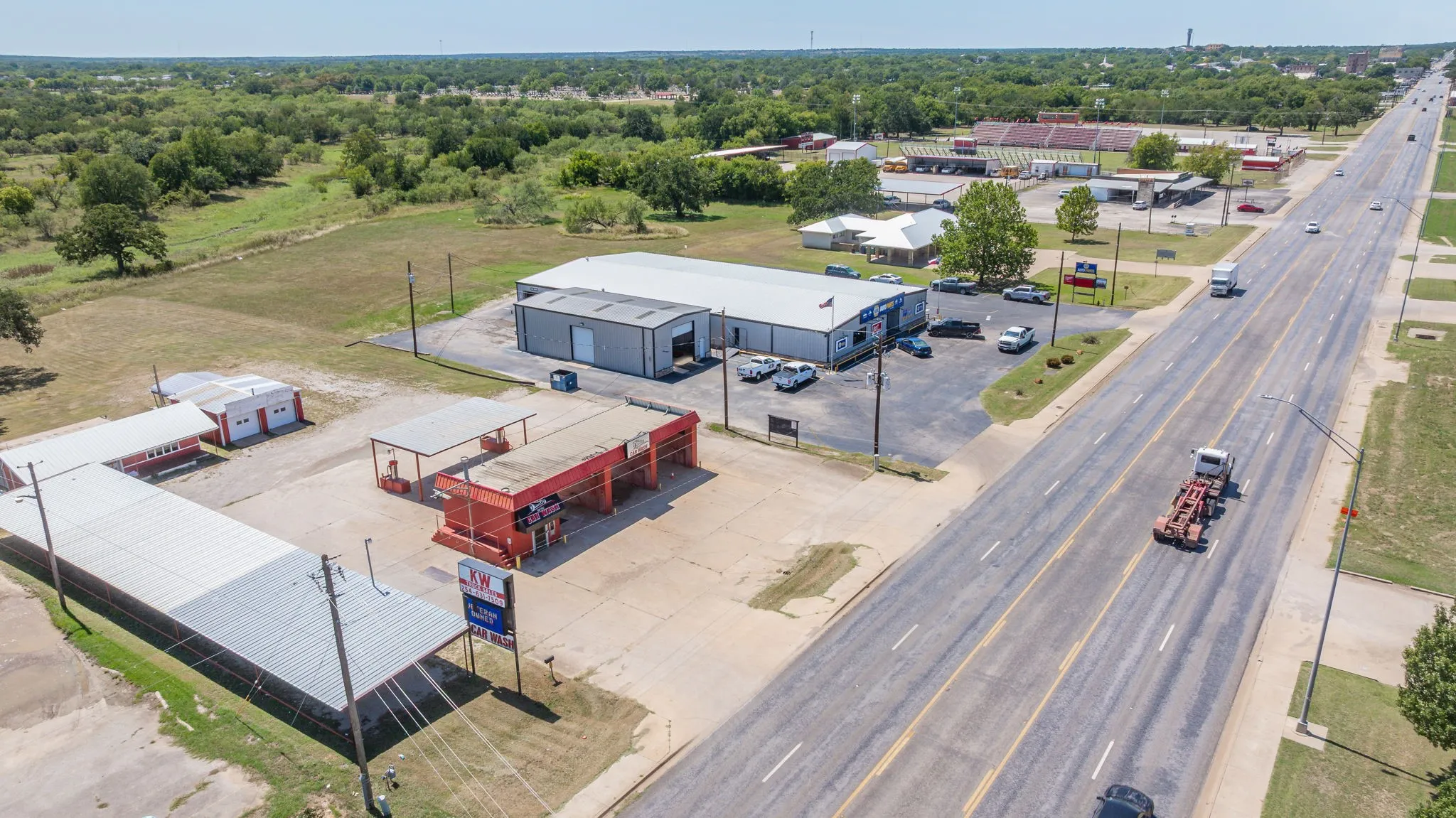 Business For Sale in Eastland County , 929 E Main Street, Eastland, Texas 76448, 0, 0, Garage spaces, 0 Sqft, built in 1985, Preowned, mls#21072418, Real Estate Agent in Eastland, Homes For Sale in Eastland county, Homes For Sale in Eastland, Realtor in Eastland Texas, Real Estate Brokerage Independent Realty Texas, Luminita Cordes Realtor