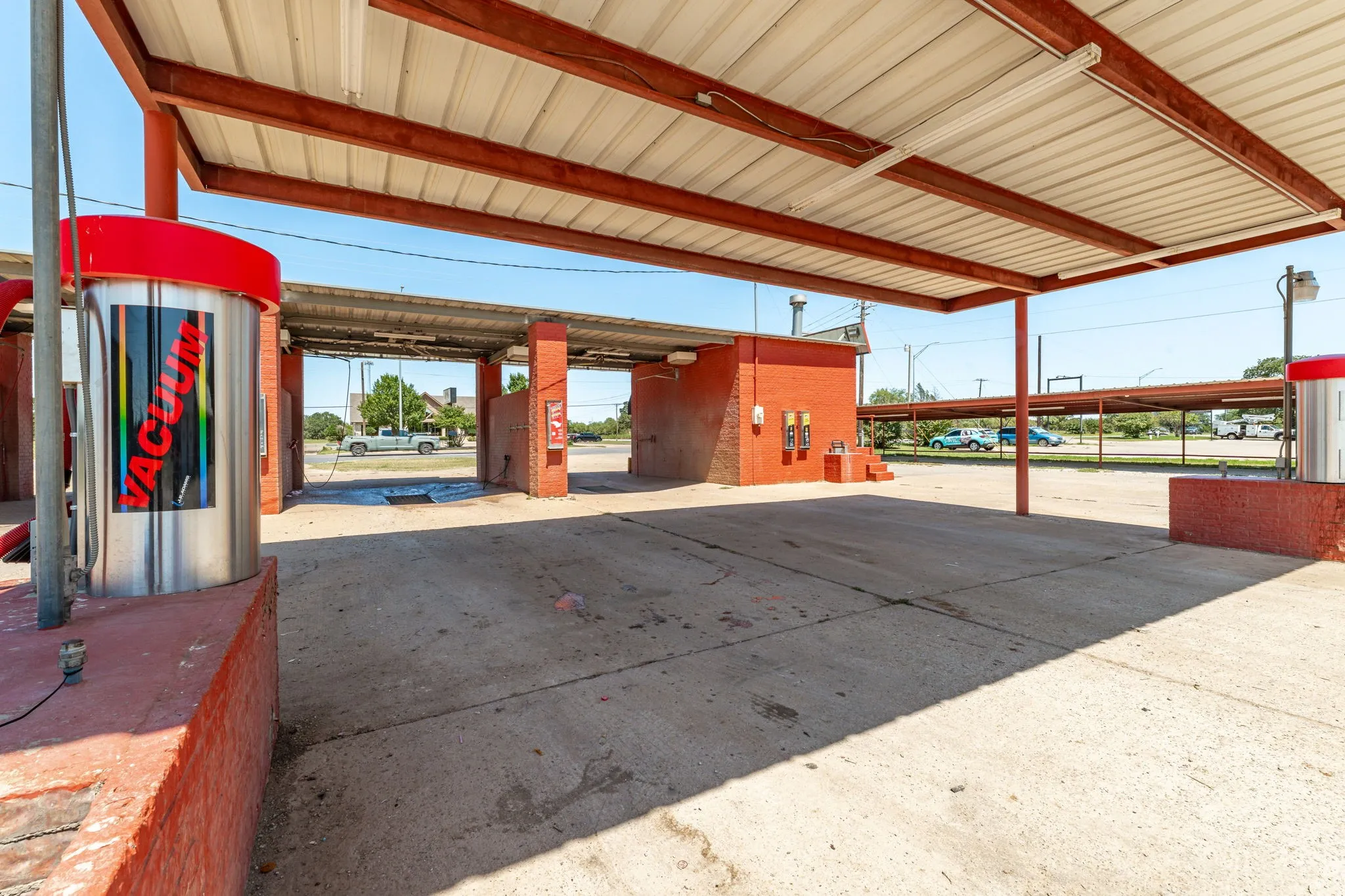 Business For Sale in Eastland County , 929 E Main Street, Eastland, Texas 76448, 0, 0, Garage spaces, 0 Sqft, built in 1985, Preowned, mls#21072418, Real Estate Agent in Eastland, Homes For Sale in Eastland county, Homes For Sale in Eastland, Realtor in Eastland Texas, Real Estate Brokerage Independent Realty Texas, Luminita Cordes Realtor