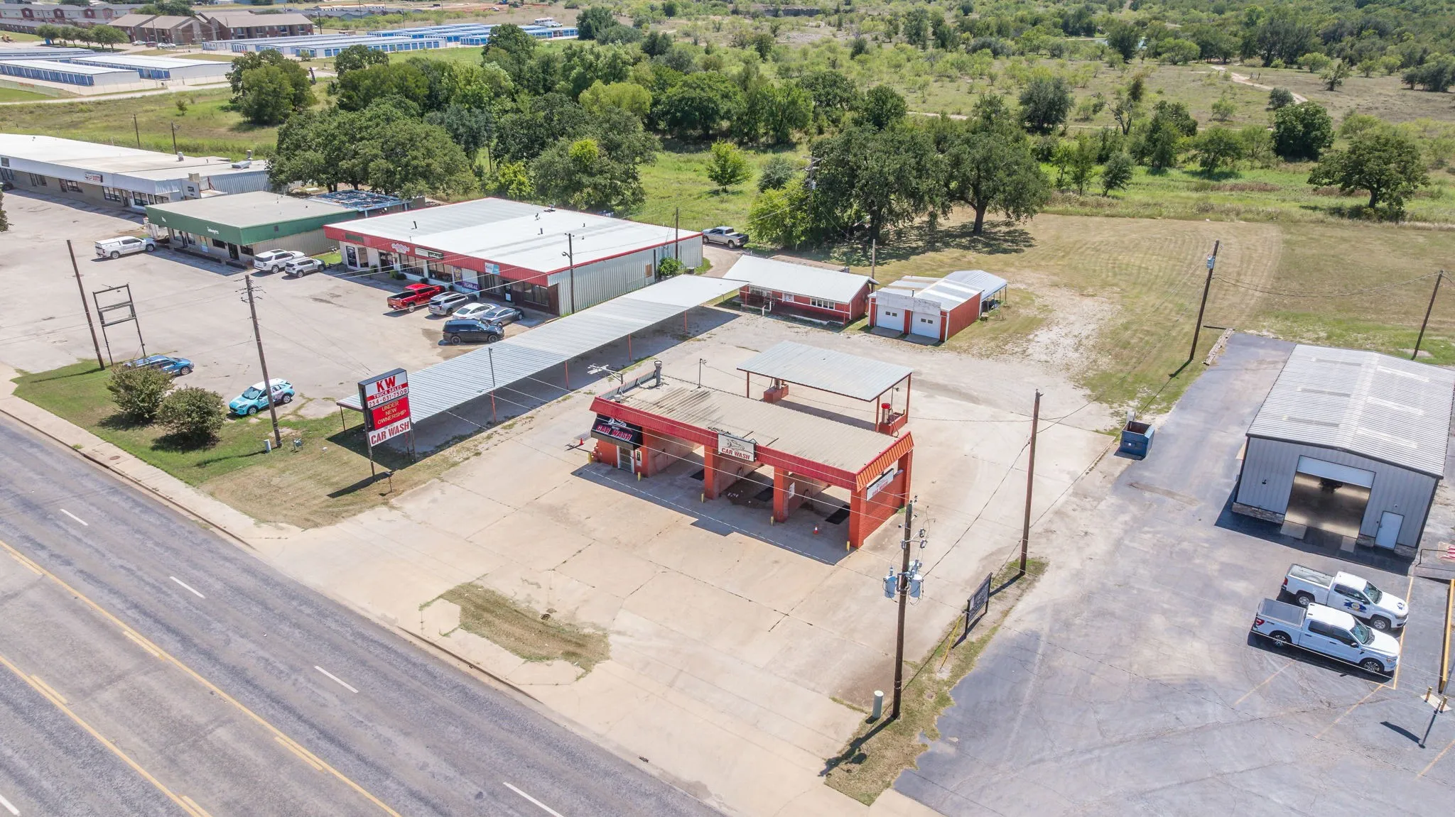Business For Sale in Eastland County , 929 E Main Street, Eastland, Texas 76448, 0, 0, Garage spaces, 0 Sqft, built in 1985, Preowned, mls#21072418, Real Estate Agent in Eastland, Homes For Sale in Eastland county, Homes For Sale in Eastland, Realtor in Eastland Texas, Real Estate Brokerage Independent Realty Texas, Luminita Cordes Realtor
