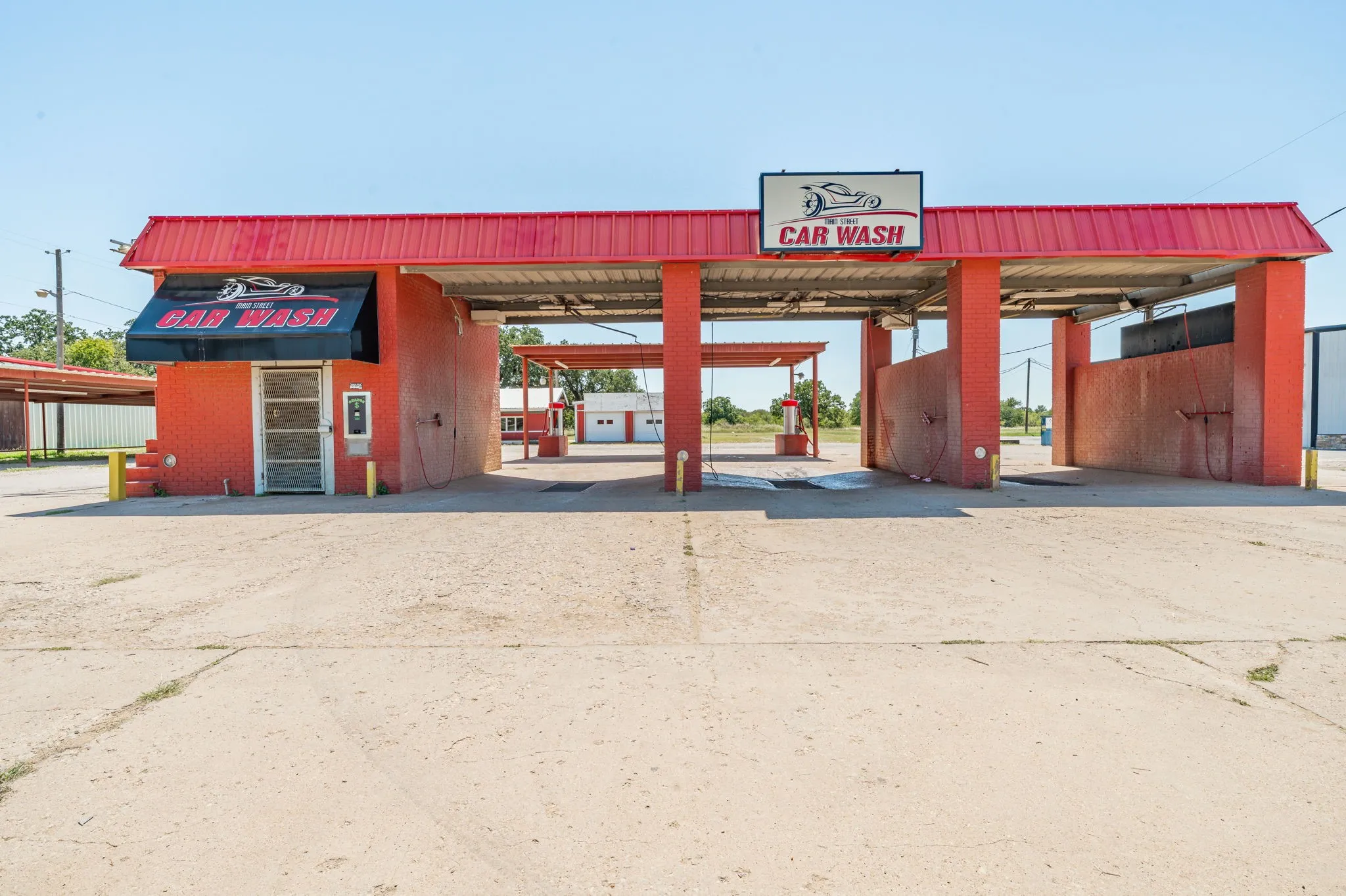 Business For Sale in Eastland County , 929 E Main Street, Eastland, Texas 76448, 0, 0, Garage spaces, 0 Sqft, built in 1985, Preowned, mls#21072418, Real Estate Agent in Eastland, Homes For Sale in Eastland county, Homes For Sale in Eastland, Realtor in Eastland Texas, Real Estate Brokerage Independent Realty Texas, Luminita Cordes Realtor