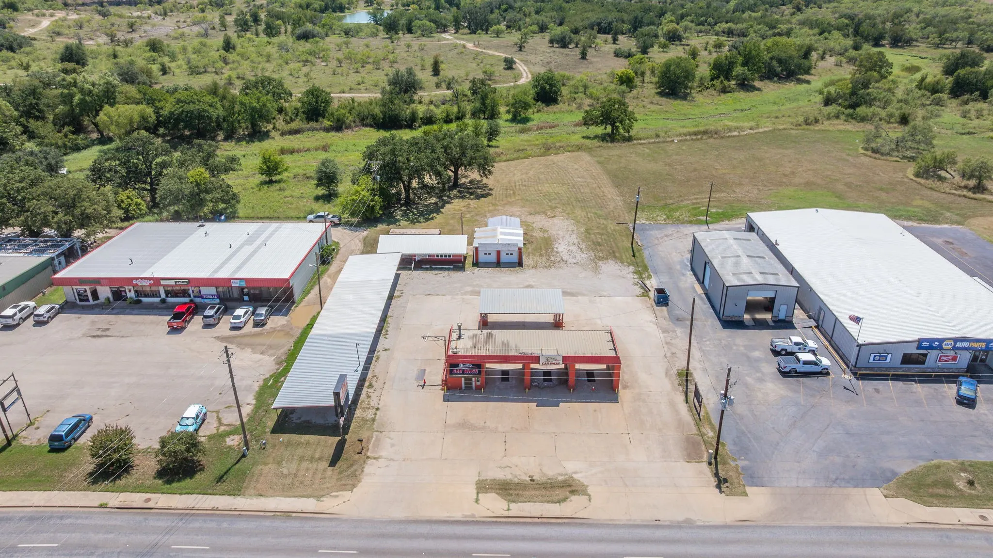 Business For Sale in Eastland County , 929 E Main Street, Eastland, Texas 76448, 0, 0, Garage spaces, 0 Sqft, built in 1985, Preowned, mls#21072418, Real Estate Agent in Eastland, Homes For Sale in Eastland county, Homes For Sale in Eastland, Realtor in Eastland Texas, Real Estate Brokerage Independent Realty Texas, Luminita Cordes Realtor