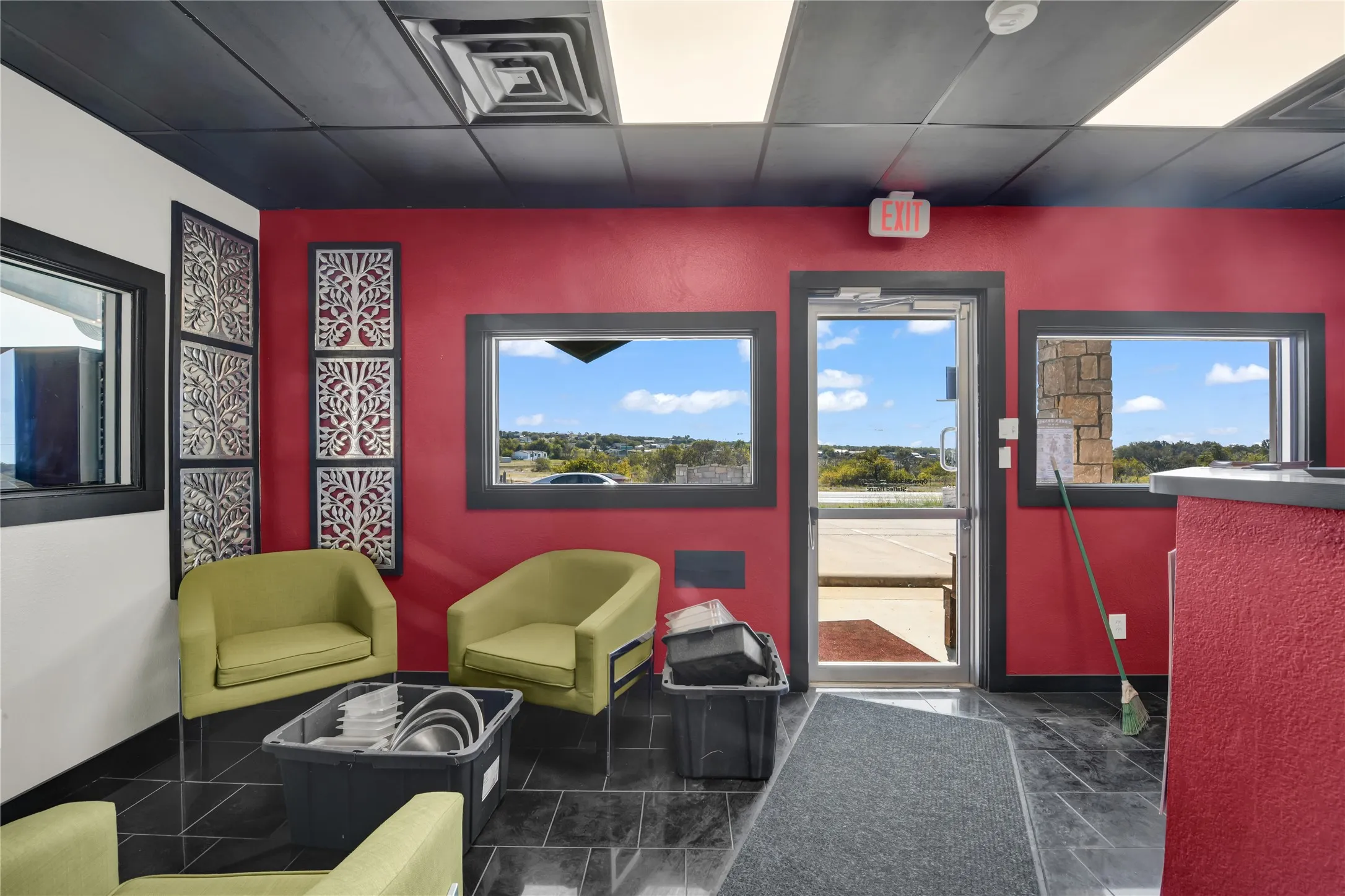 Lobby featuring a drop ceiling