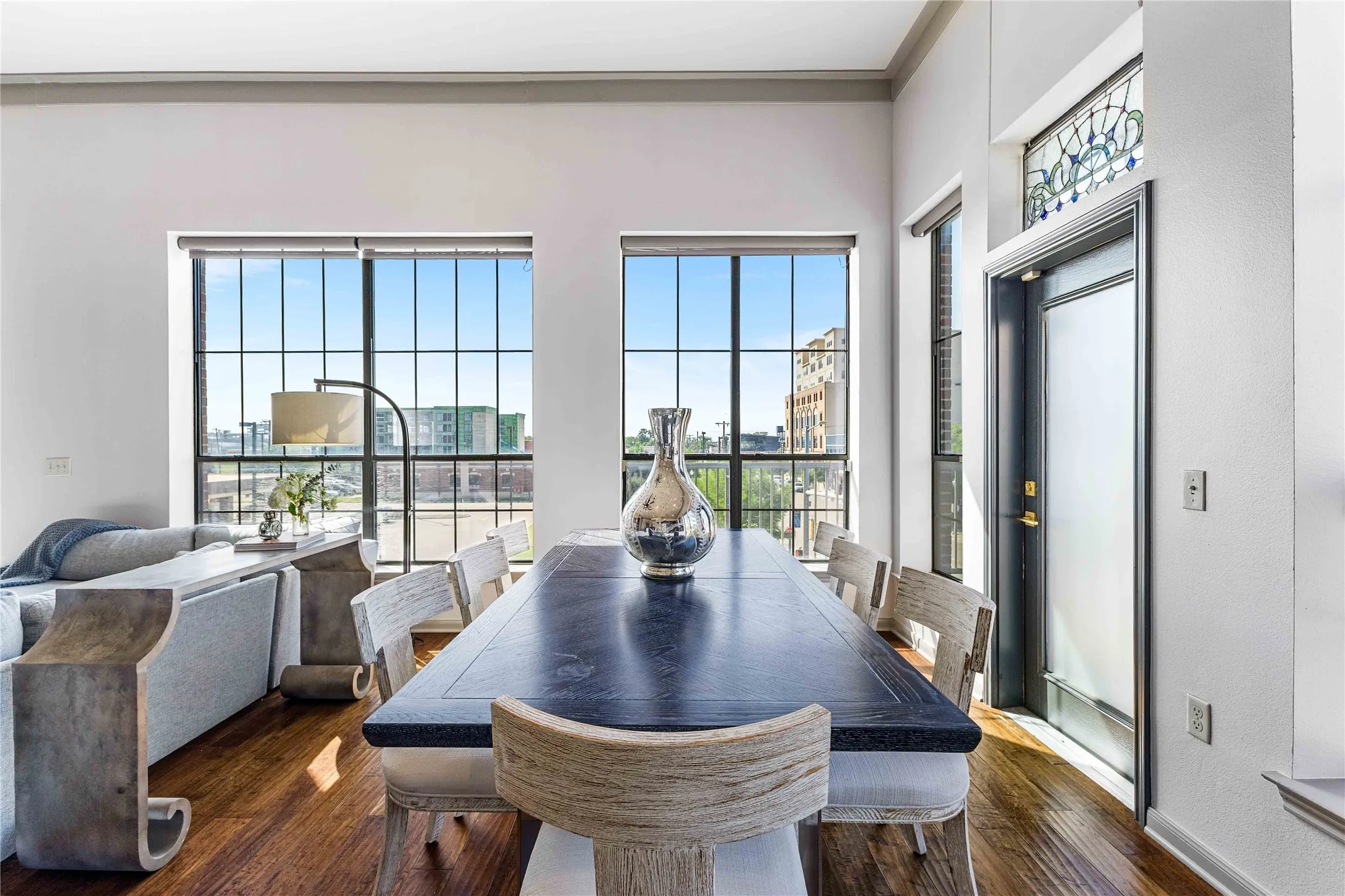 Condominium For Sale in Mc Lennan County , 330 Austin Avenue 322, Waco, Texas 76701, 2 Bedroom, 2 Bathroom, Garage spaces, 1,481 Sqft, built in 2008, mls#21079662, Real Estate Agent in Waco, Homes For Sale in Mc Lennan county, Homes For Sale in Waco, Realtor in Waco Texas, Real Estate Brokerage Independent Realty Texas, Luminita Cordes Realtor