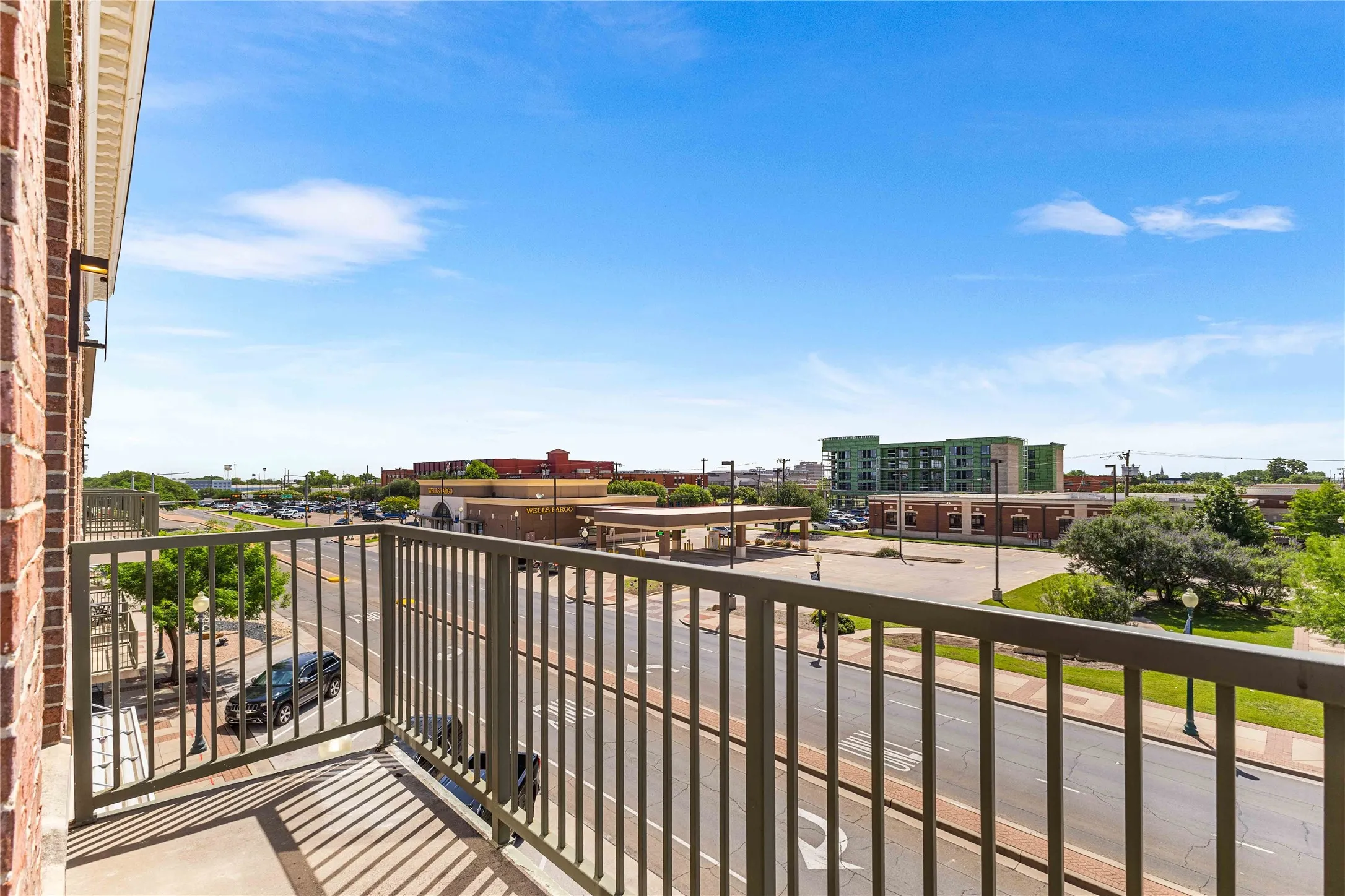 Condominium For Sale in Mc Lennan County , 330 Austin Avenue 322, Waco, Texas 76701, 2 Bedroom, 2 Bathroom, Garage spaces, 1,481 Sqft, built in 2008, mls#21079662, Real Estate Agent in Waco, Homes For Sale in Mc Lennan county, Homes For Sale in Waco, Realtor in Waco Texas, Real Estate Brokerage Independent Realty Texas, Luminita Cordes Realtor
