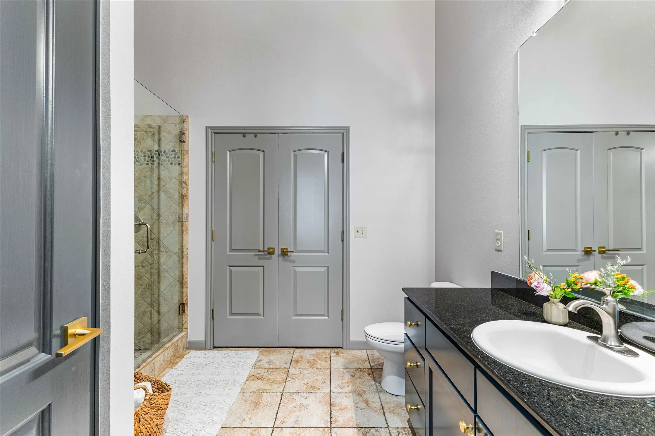 Condominium For Sale in Mc Lennan County , 330 Austin Avenue 322, Waco, Texas 76701, 2 Bedroom, 2 Bathroom, Garage spaces, 1,481 Sqft, built in 2008, mls#21079662, Real Estate Agent in Waco, Homes For Sale in Mc Lennan county, Homes For Sale in Waco, Realtor in Waco Texas, Real Estate Brokerage Independent Realty Texas, Luminita Cordes Realtor