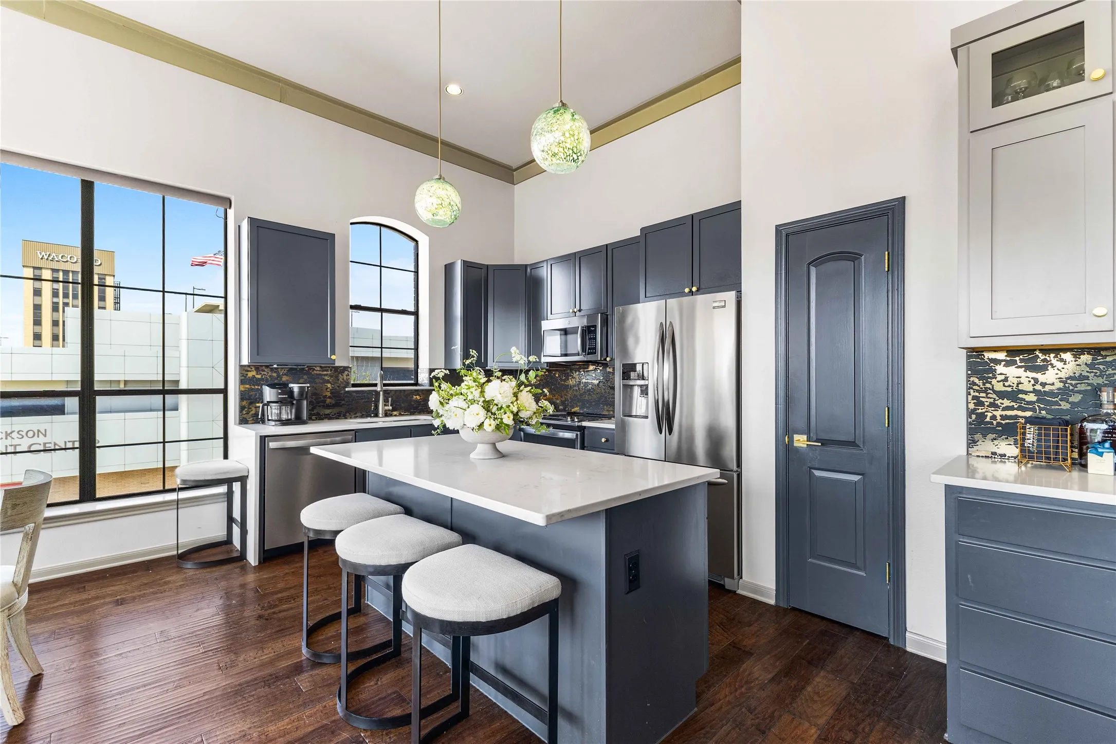 Condominium For Sale in Mc Lennan County , 330 Austin Avenue 322, Waco, Texas 76701, 2 Bedroom, 2 Bathroom, Garage spaces, 1,481 Sqft, built in 2008, mls#21079662, Real Estate Agent in Waco, Homes For Sale in Mc Lennan county, Homes For Sale in Waco, Realtor in Waco Texas, Real Estate Brokerage Independent Realty Texas, Luminita Cordes Realtor