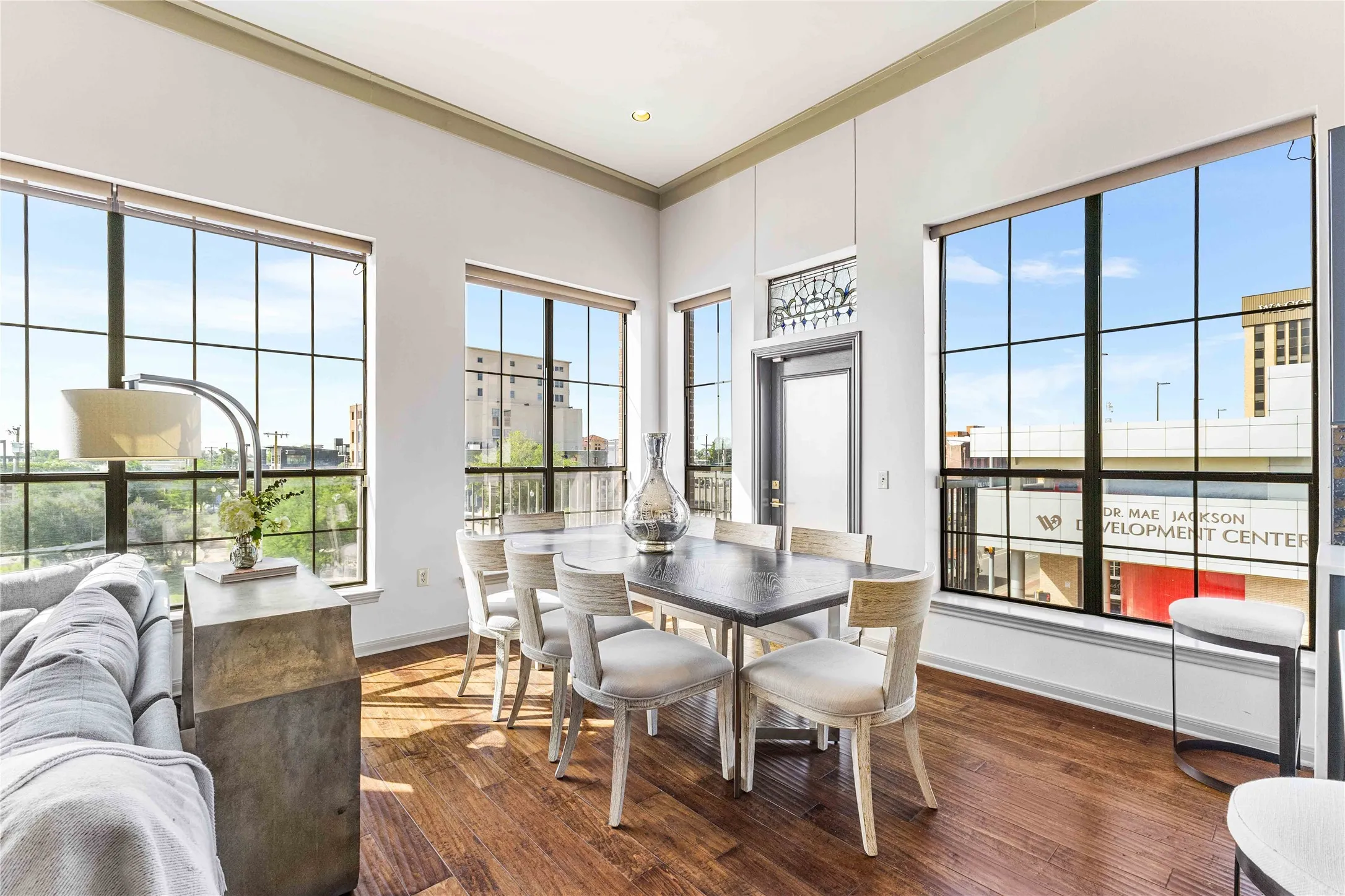 Condominium For Sale in Mc Lennan County , 330 Austin Avenue 322, Waco, Texas 76701, 2 Bedroom, 2 Bathroom, Garage spaces, 1,481 Sqft, built in 2008, mls#21079662, Real Estate Agent in Waco, Homes For Sale in Mc Lennan county, Homes For Sale in Waco, Realtor in Waco Texas, Real Estate Brokerage Independent Realty Texas, Luminita Cordes Realtor