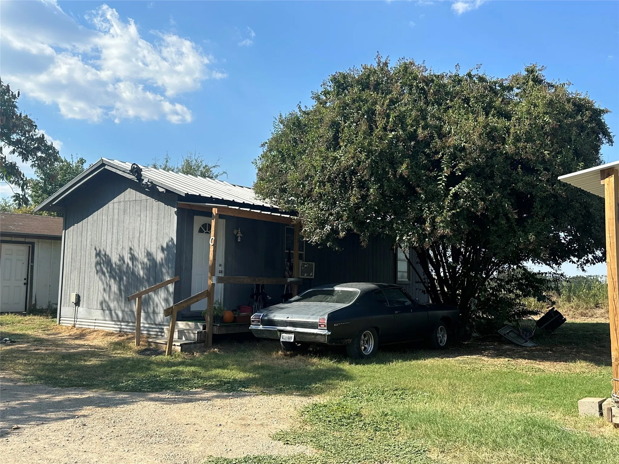 For Sale in Parker County , 2764 W Highway 199, Springtown, Texas 76082, 13 Bedroom, 6 Bathroom, Garage spaces, 0 Sqft, built in 1972, Preowned, mls#21075304, Real Estate Agent in Springtown, Homes For Sale in Parker county, Homes For Sale in Springtown, Realtor in Springtown Texas, Real Estate Brokerage Independent Realty Texas, Luminita Cordes Realtor