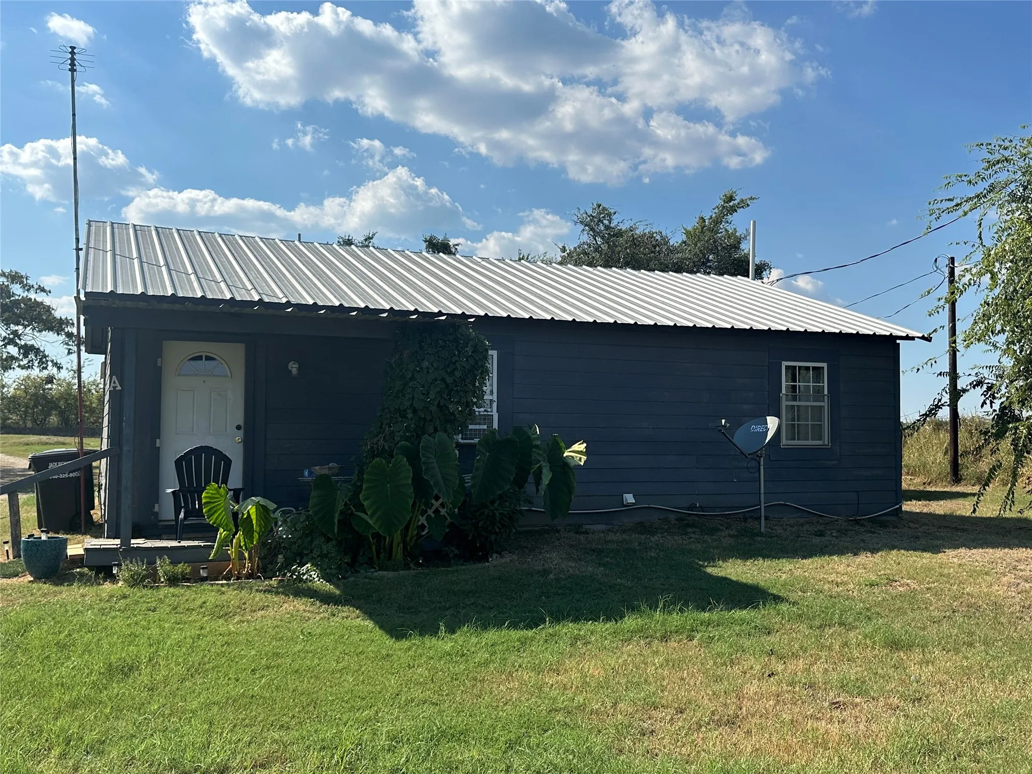 For Sale in Parker County , 2764 W Highway 199, Springtown, Texas 76082, 13 Bedroom, 6 Bathroom, Garage spaces, 0 Sqft, built in 1972, Preowned, mls#21075304, Real Estate Agent in Springtown, Homes For Sale in Parker county, Homes For Sale in Springtown, Realtor in Springtown Texas, Real Estate Brokerage Independent Realty Texas, Luminita Cordes Realtor