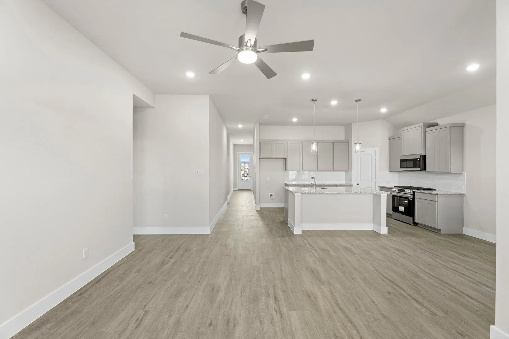 Single Family Residence For Sale in Kaufman County , 2372 Bell Way, Forney, Texas 75126, 4 Bedroom, 2 Bathroom, 2 Garage spaces, 1,762 Sqft, built in 2025, New Construction - Complete, mls#21080204, Real Estate Agent in Forney, Homes For Sale in Kaufman county, Homes For Sale in Forney, Realtor in Forney Texas, Real Estate Brokerage Independent Realty Texas, Luminita Cordes Realtor