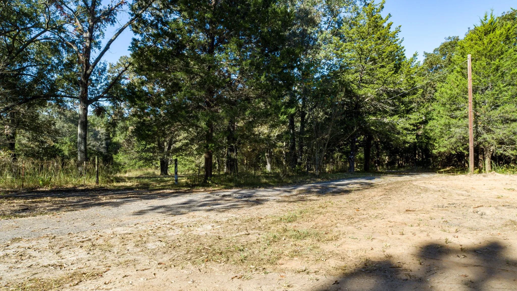 Improved Land For Sale in Rains County , 412 Rs County Road 1275, Emory, Texas 75440, 0, 0, Garage spaces, 0 Sqft, built in 1988, mls#21080290, Real Estate Agent in Emory, Homes For Sale in Rains county, Homes For Sale in Emory, Realtor in Emory Texas, Real Estate Brokerage Independent Realty Texas, Luminita Cordes Realtor