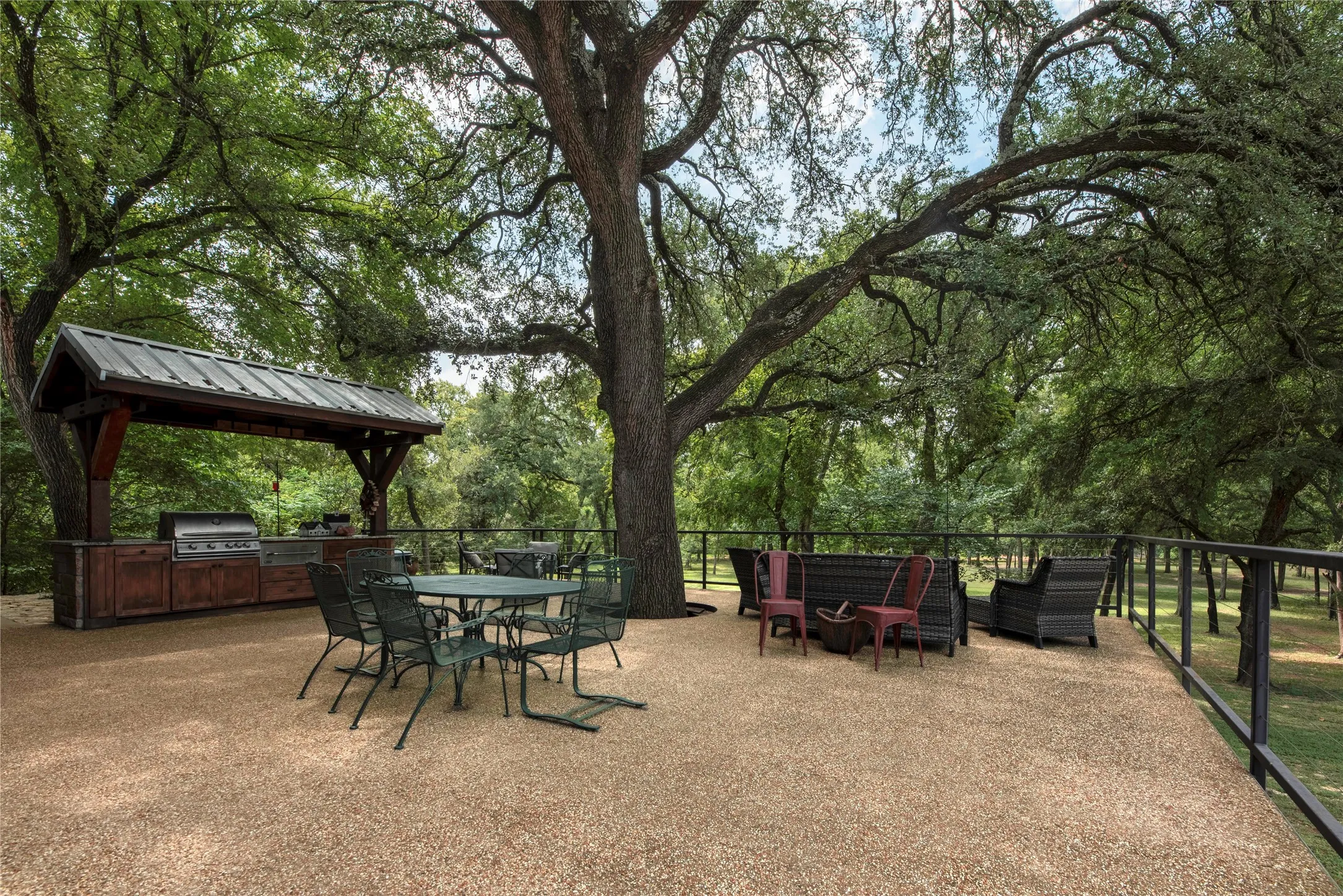 Farm For Sale in Bosque County , 395 County Road 2530, Meridian, Texas 76665, 5 Bedroom, 6 Bathroom, Garage spaces, 2,840 Sqft, built in 2016, mls#21073127, Real Estate Agent in Meridian, Homes For Sale in Bosque county, Homes For Sale in Meridian, Realtor in Meridian Texas, Real Estate Brokerage Independent Realty Texas, Luminita Cordes Realtor