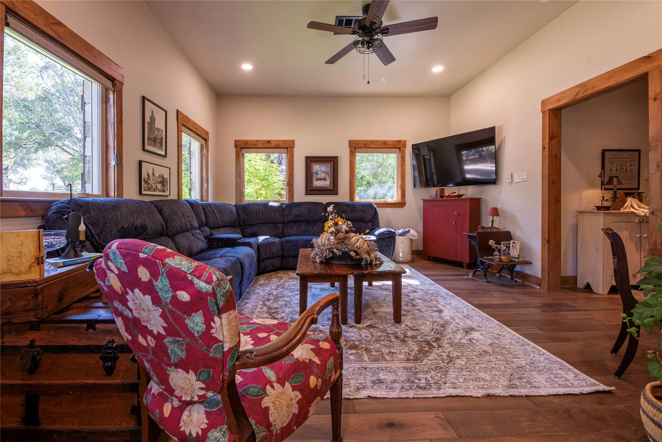 Farm For Sale in Bosque County , 395 County Road 2530, Meridian, Texas 76665, 5 Bedroom, 6 Bathroom, Garage spaces, 2,840 Sqft, built in 2016, mls#21073127, Real Estate Agent in Meridian, Homes For Sale in Bosque county, Homes For Sale in Meridian, Realtor in Meridian Texas, Real Estate Brokerage Independent Realty Texas, Luminita Cordes Realtor