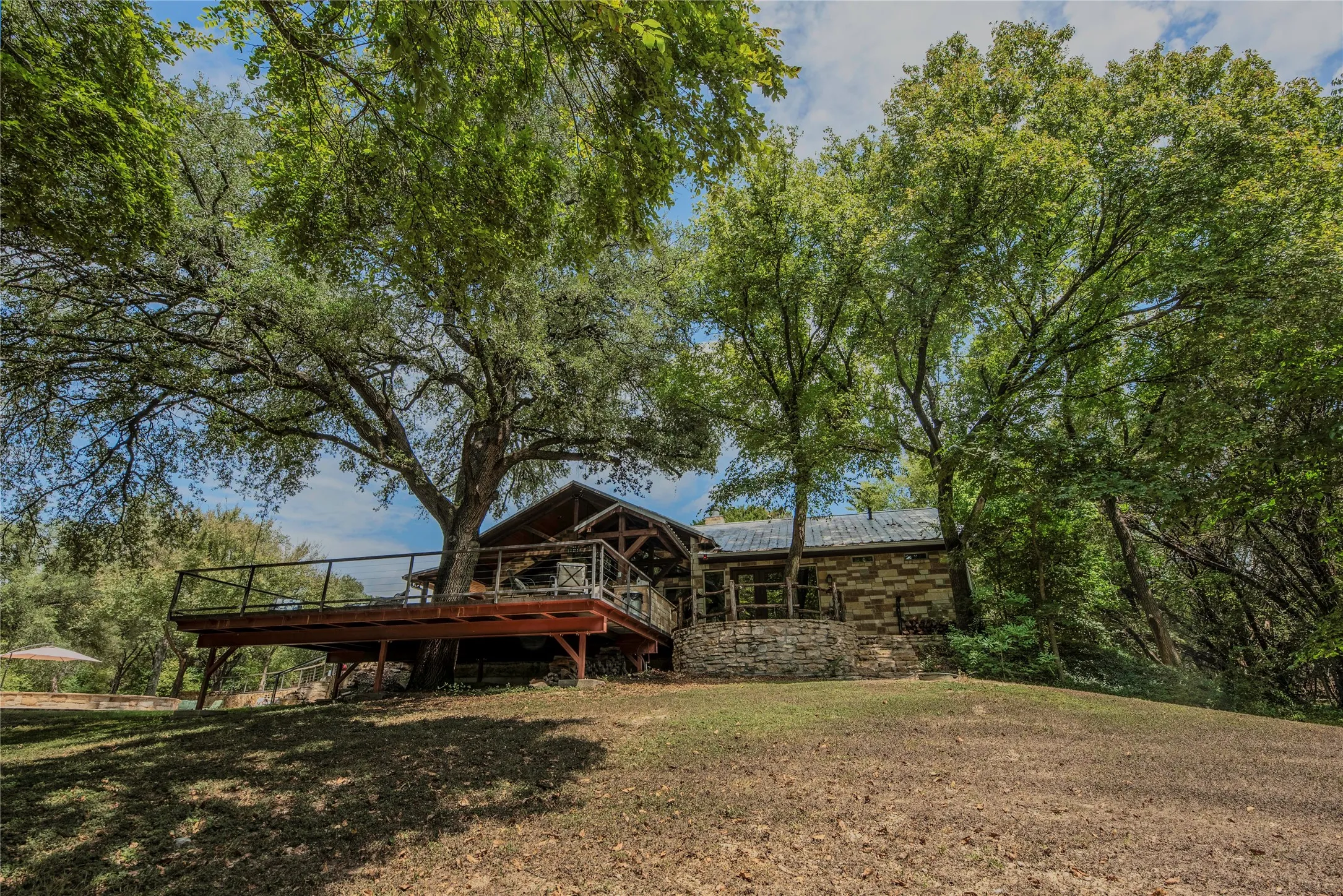 Farm For Sale in Bosque County , 395 County Road 2530, Meridian, Texas 76665, 5 Bedroom, 6 Bathroom, Garage spaces, 2,840 Sqft, built in 2016, mls#21073127, Real Estate Agent in Meridian, Homes For Sale in Bosque county, Homes For Sale in Meridian, Realtor in Meridian Texas, Real Estate Brokerage Independent Realty Texas, Luminita Cordes Realtor