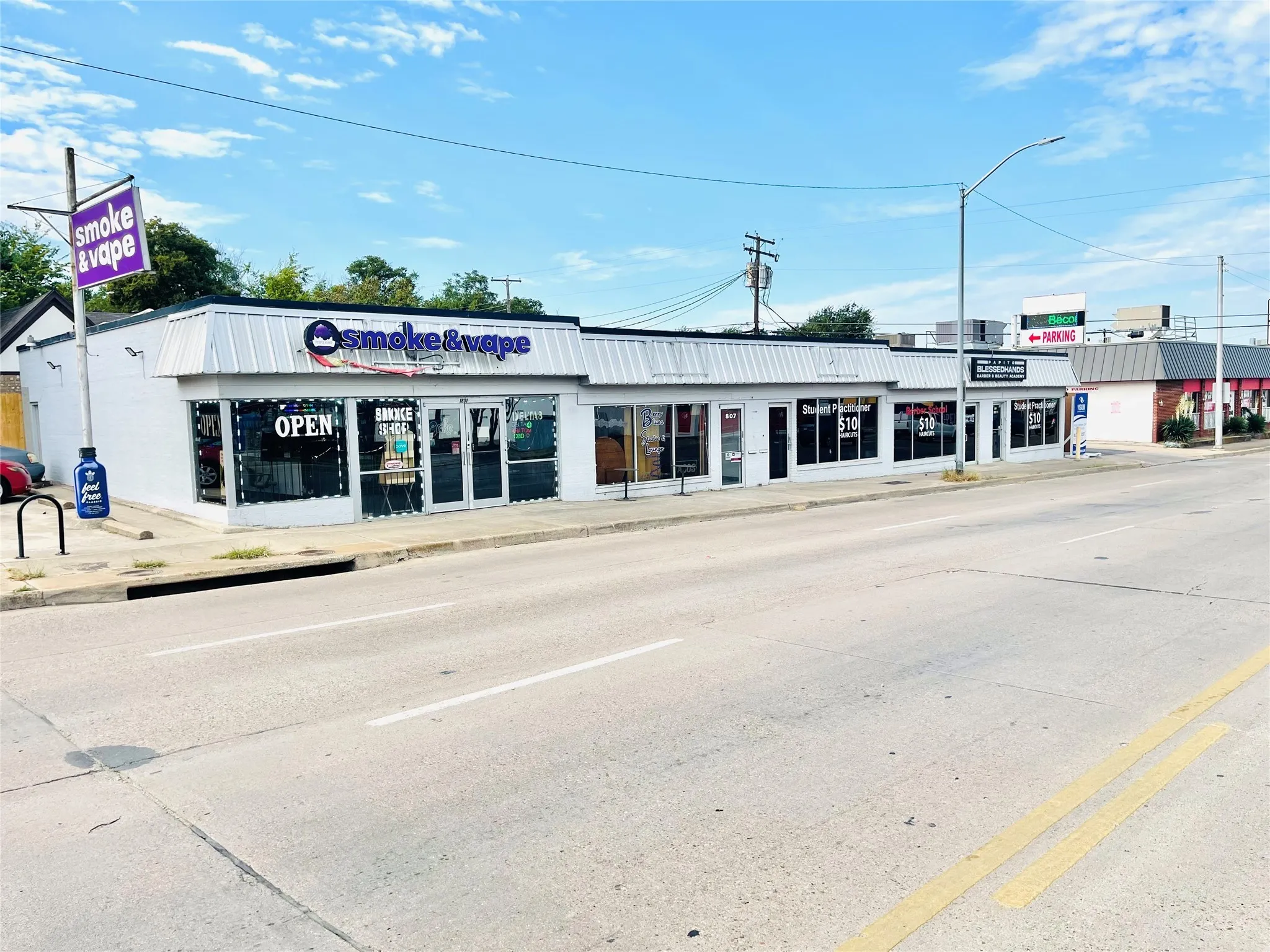 Retail For Rent in Tarrant County , 1801 W Berry Street, Fort Worth, Texas 76110, 0, 0, Garage spaces, 0 Sqft, built in 1951, Preowned, mls#21080361, Real Estate Agent in Fort Worth, Homes For Rent in Tarrant county, Homes For Rent in Fort Worth, Realtor in Fort Worth Texas, Real Estate Brokerage Independent Realty Texas, Luminita Cordes Realtor