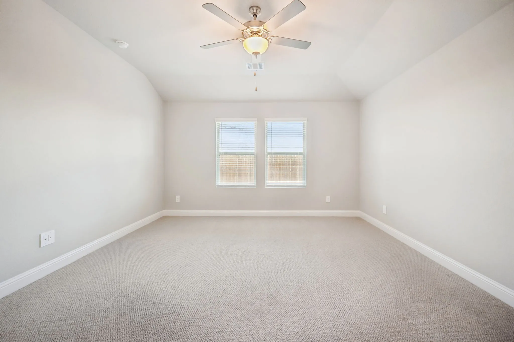 Single Family Residence For Sale in Collin County , 2617 Grand Canyon Street, Anna, Texas 75409, 4 Bedroom, 3 Bathroom, 3 Garage spaces, 2,260 Sqft, built in 2025, New Construction - Incomplete, mls#21078275, Real Estate Agent in Anna, Homes For Sale in Collin county, Homes For Sale in Anna, Realtor in Anna Texas, Real Estate Brokerage Independent Realty Texas, Luminita Cordes Realtor