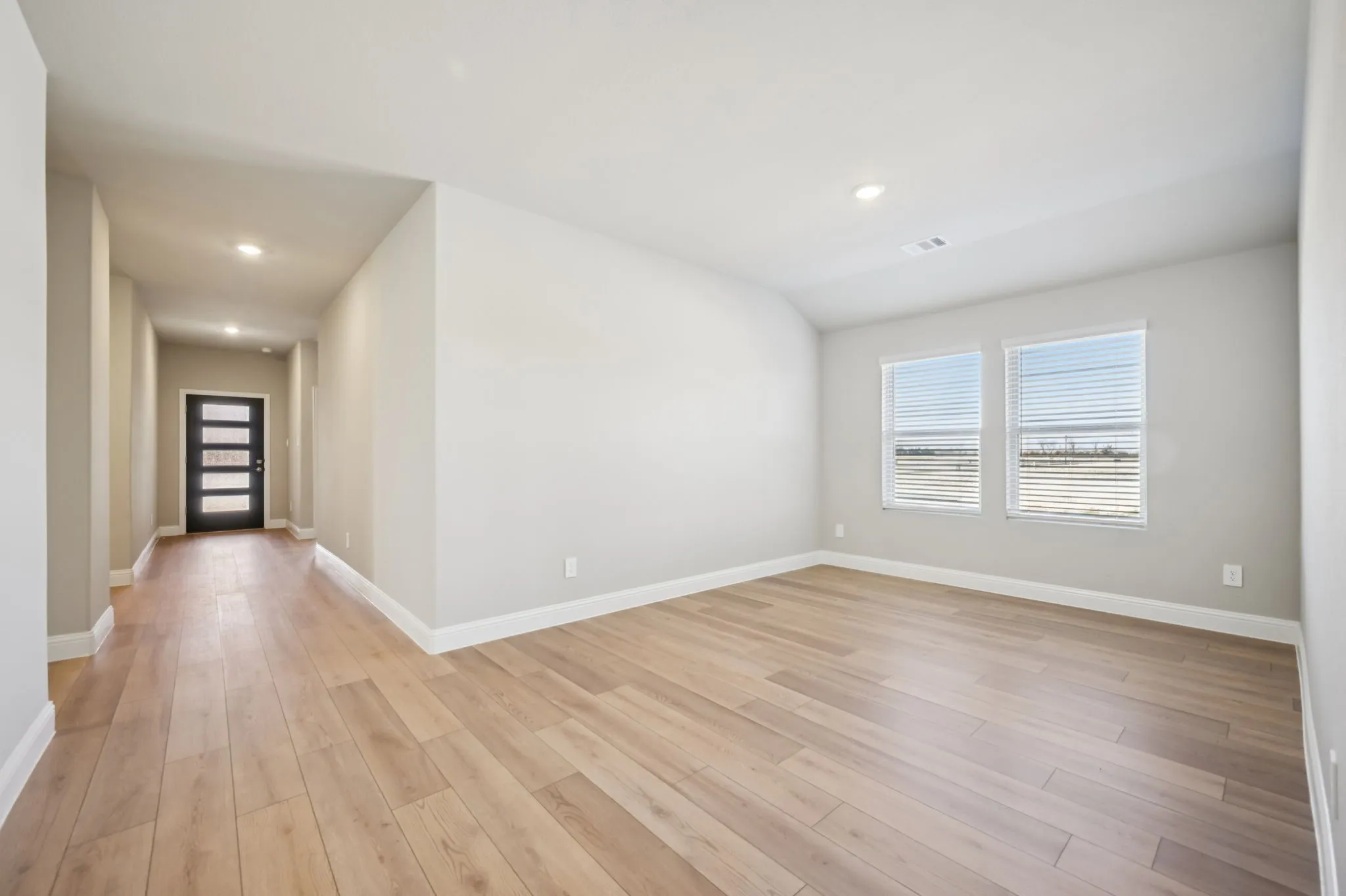Single Family Residence For Sale in Collin County , 2617 Grand Canyon Street, Anna, Texas 75409, 4 Bedroom, 3 Bathroom, 3 Garage spaces, 2,260 Sqft, built in 2025, New Construction - Incomplete, mls#21078275, Real Estate Agent in Anna, Homes For Sale in Collin county, Homes For Sale in Anna, Realtor in Anna Texas, Real Estate Brokerage Independent Realty Texas, Luminita Cordes Realtor