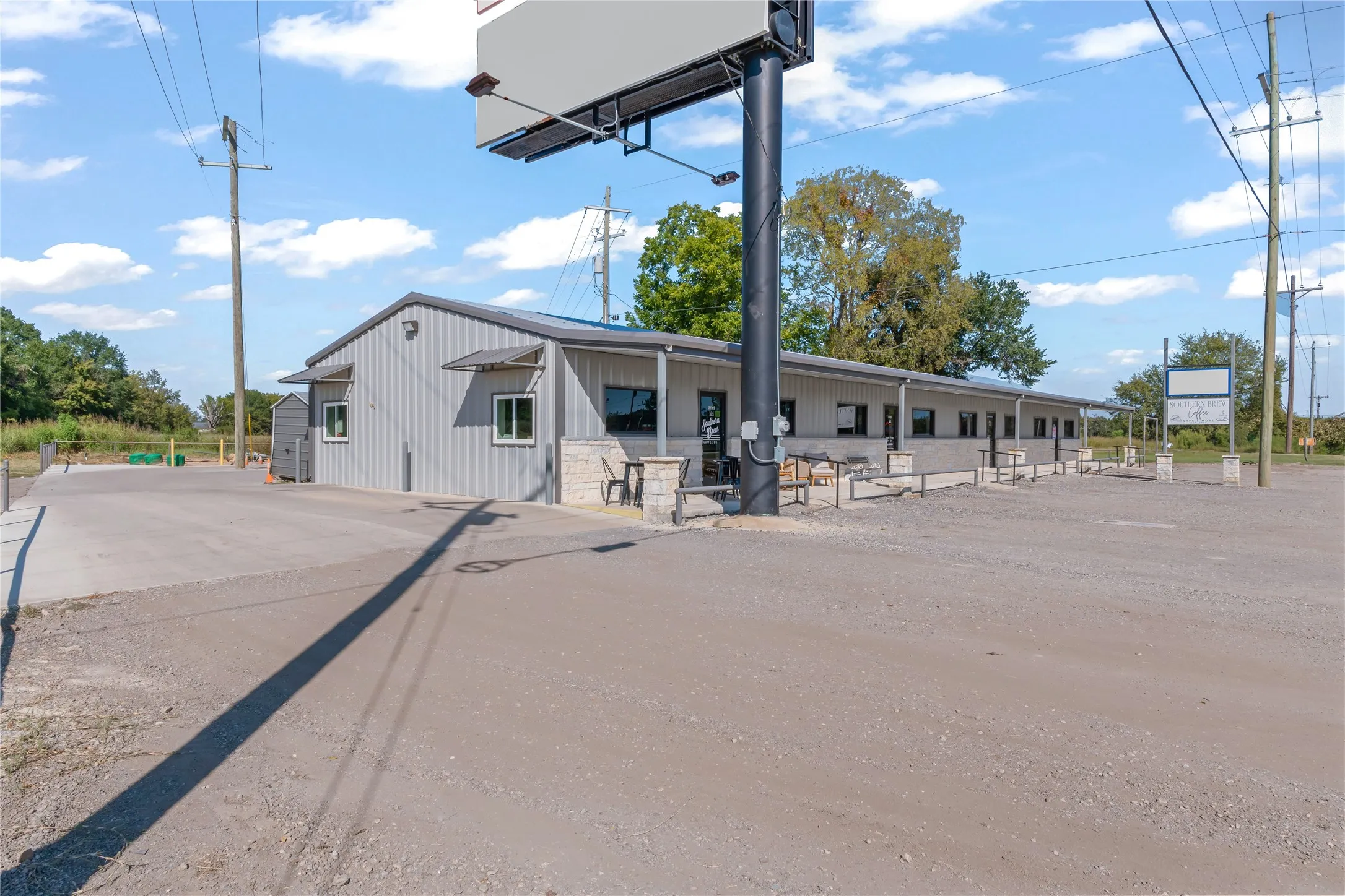 Business For Sale in Van Zandt County , 15996 HWY 80, Edgewood, Texas 75117, 0, 0, Garage spaces, 0 Sqft, built in 2023, Preowned, Price $650,000, mls#21079535, Real Estate Agent in Edgewood, Homes For Sale in Van Zandt county, Homes For Sale in Edgewood, Realtor in Edgewood Texas, Real Estate Brokerage Independent Realty Texas, Luminita Cordes Realtor