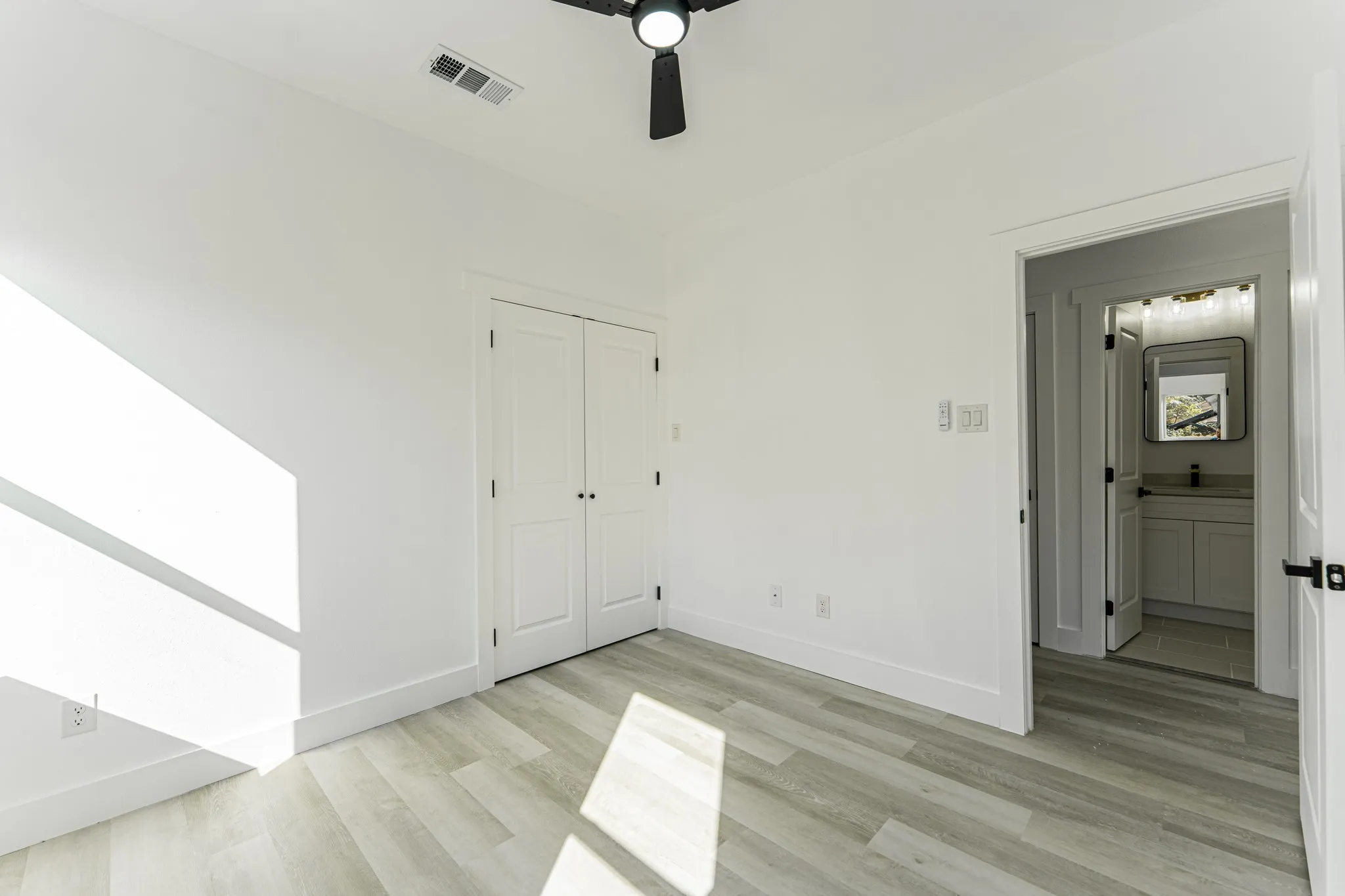Single Family Residence For Sale in Hopkins County , 316 Beckham Street W, Sulphur Springs, Texas 75482, 3 Bedroom, 2 Bathroom, 1 Garage spaces, 1,416 Sqft, built in 2025, New Construction - Complete, mls#21080719, Real Estate Agent in Sulphur Springs, Homes For Sale in Hopkins county, Homes For Sale in Sulphur Springs, Realtor in Sulphur Springs Texas, Real Estate Brokerage Independent Realty Texas, Luminita Cordes Realtor