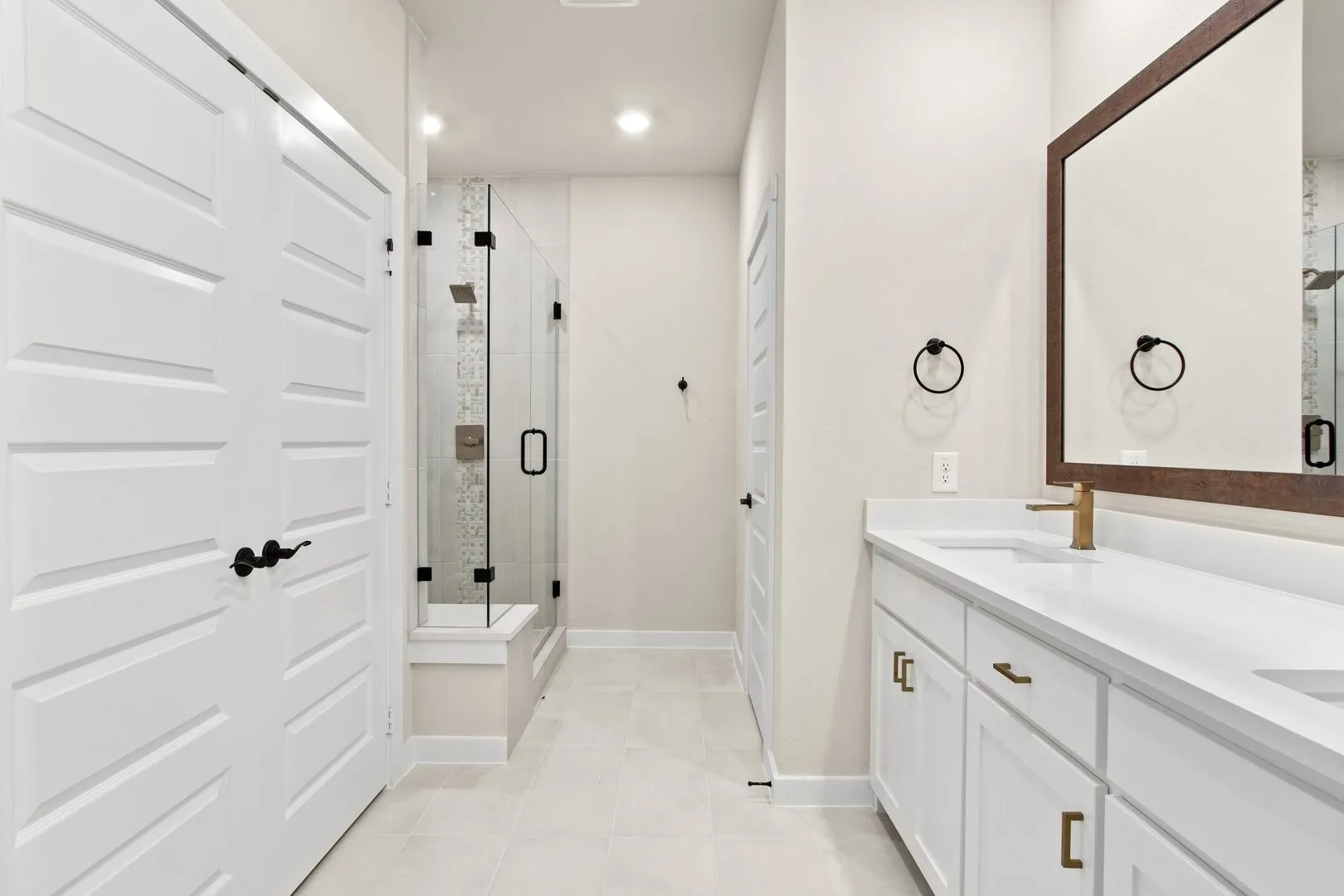 021-2028AldrichRoad-Celina-TX-75009-PrimaryBathroom.jpg-SMALL