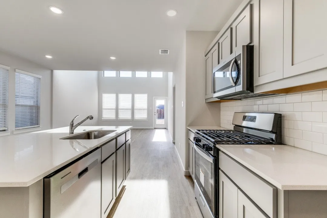 Single Family Residence For Rent in Kaufman County , 107 Huckleberry Road, Forney, Texas 75126, 4 Bedroom, 3 Bathroom, 2 Garage spaces, 2,186 Sqft, built in 2023, mls#21080815, Real Estate Agent in Forney, Homes For Rent in Kaufman county, Homes For Rent in Forney, Realtor in Forney Texas, Real Estate Brokerage Independent Realty Texas, Luminita Cordes Realtor