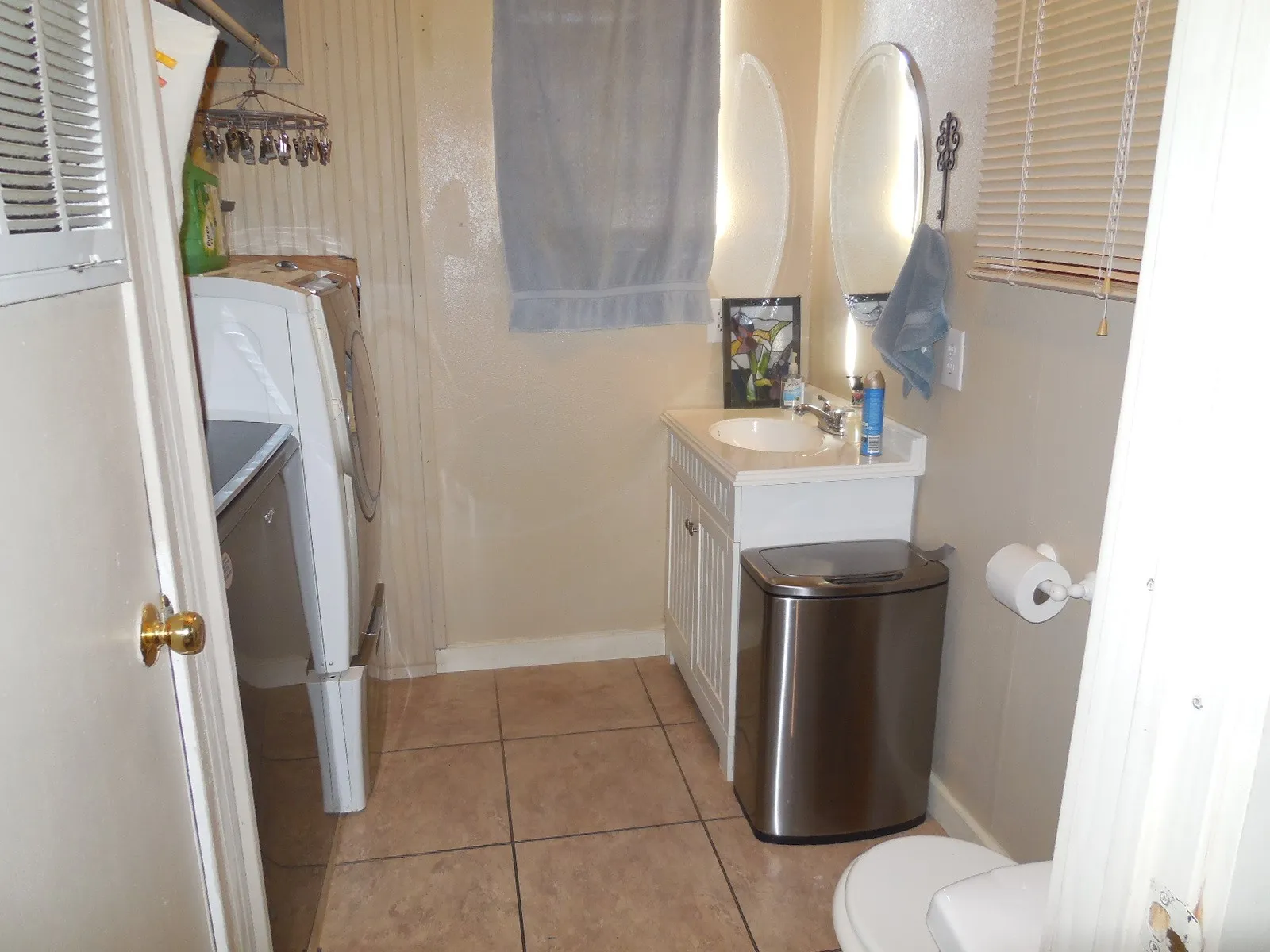 1/2 Bath and utility room.