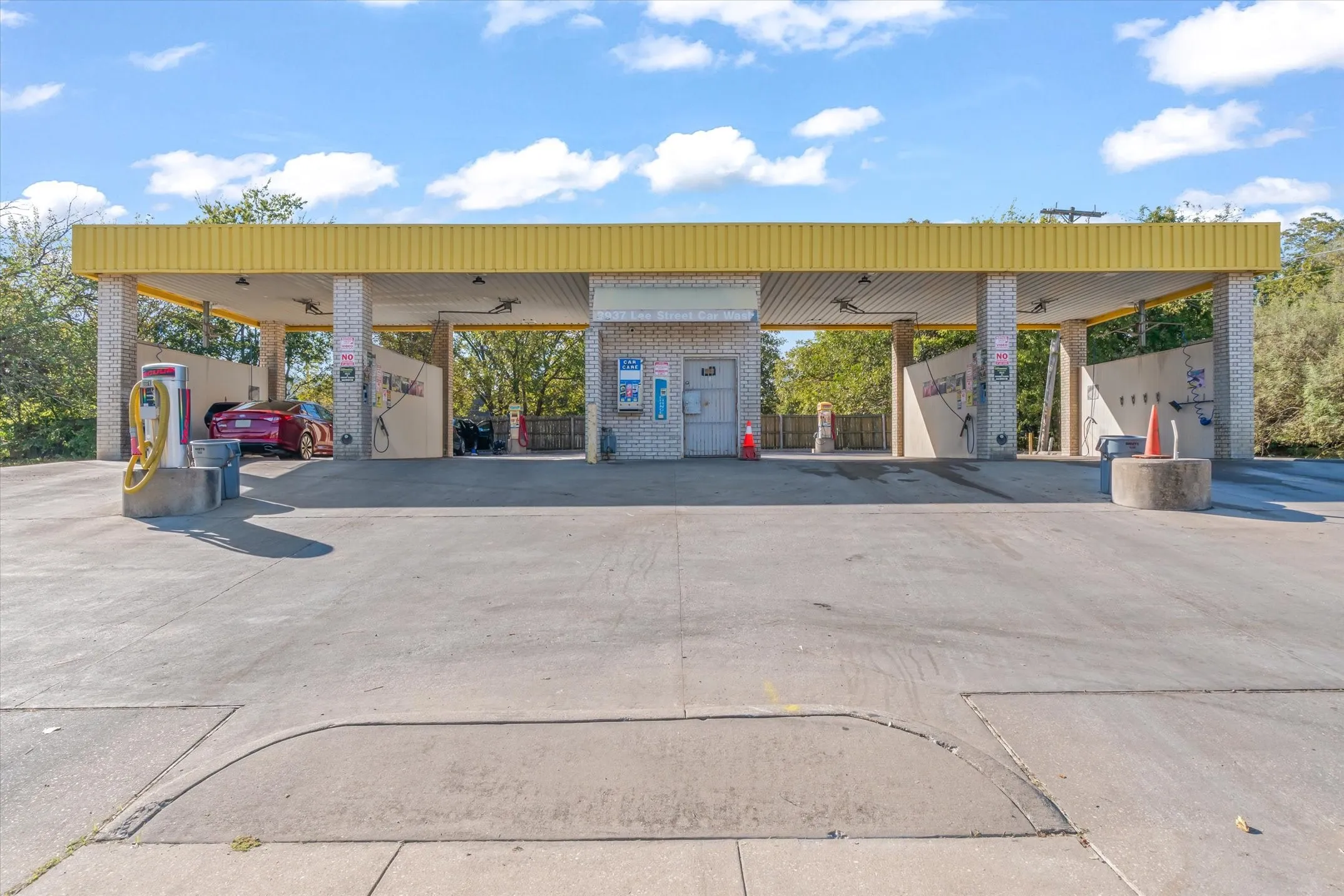 Business For Sale in Hunt County , 3937 Lee Street, Greenville, Texas 75401, 0, 0, Garage spaces, 0 Sqft, built in 2004, Preowned, mls#21075462, Real Estate Agent in Greenville, Homes For Sale in Hunt county, Homes For Sale in Greenville, Realtor in Greenville Texas, Real Estate Brokerage Independent Realty Texas, Luminita Cordes Realtor