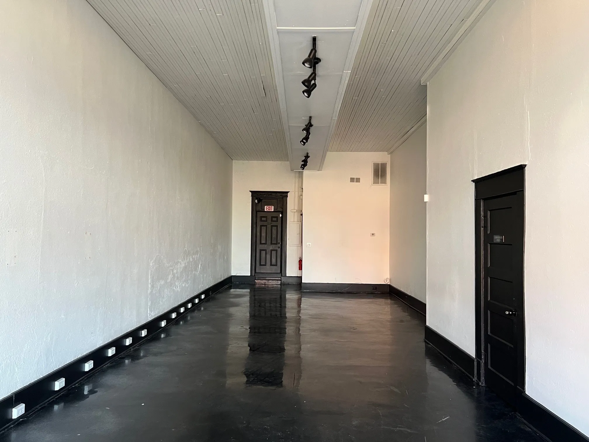 one open space with back