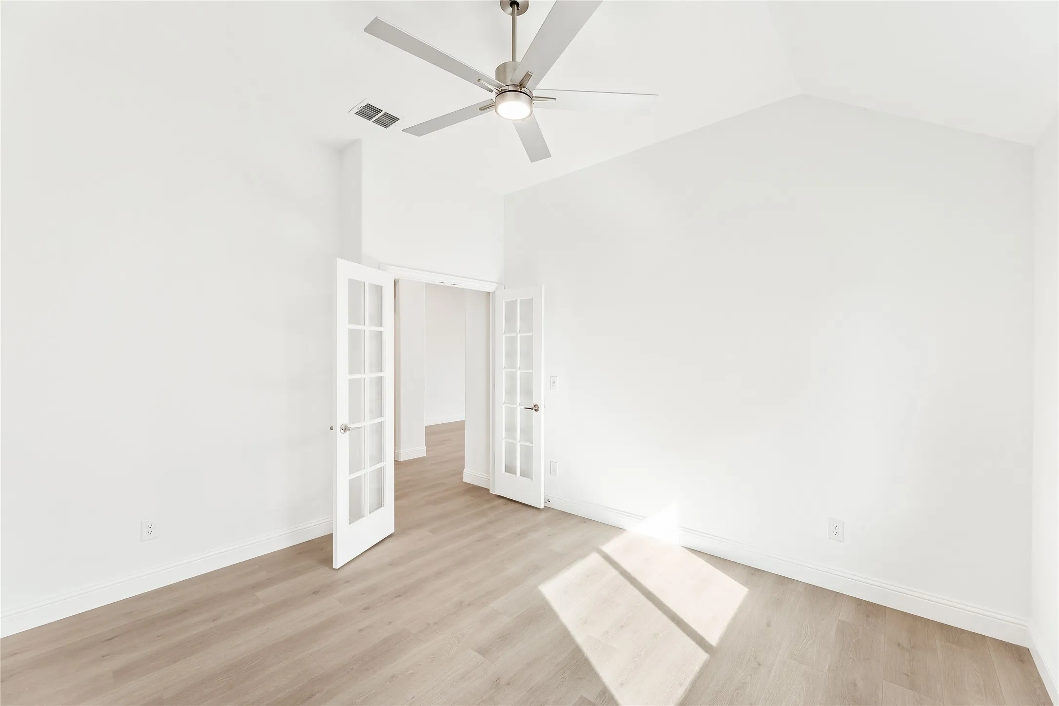 Single Family Residence For Sale in Rockwall County , 2248 Birkdale Boulevard, Royse City, Texas 75189, 3 Bedroom, 3 Bathroom, 2 Garage spaces, 2,102 Sqft, built in 2025, New Construction - Complete, mls#21068883, Real Estate Agent in Royse City, Homes For Sale in Rockwall county, Homes For Sale in Royse City, Realtor in Royse City Texas, Real Estate Brokerage Independent Realty Texas, Luminita Cordes Realtor